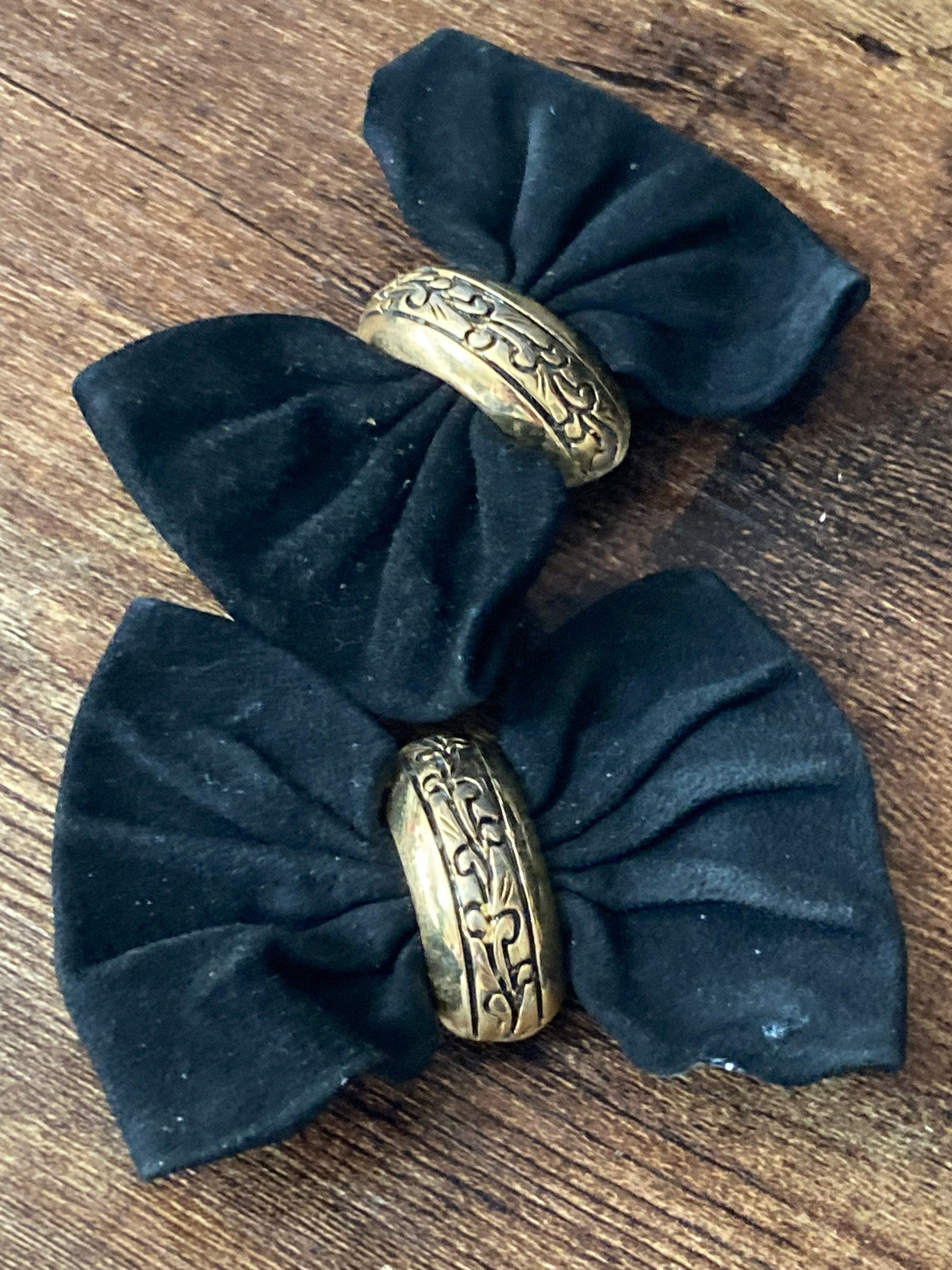 Vintage black suede gold metal high quality pair of BOW shoe clips