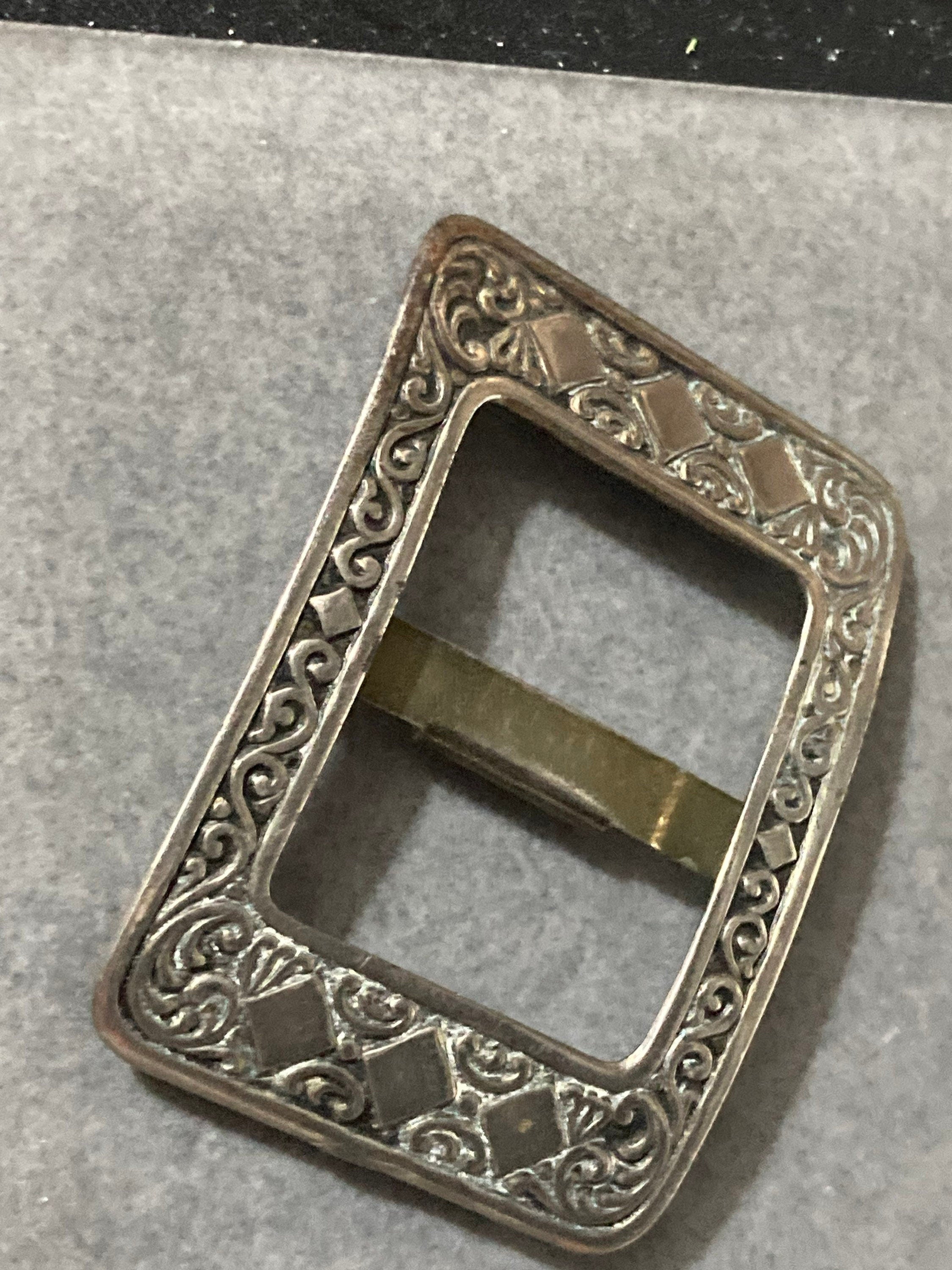 Antique silver tone metal ornate engraved Belt Buckle or shoe clip