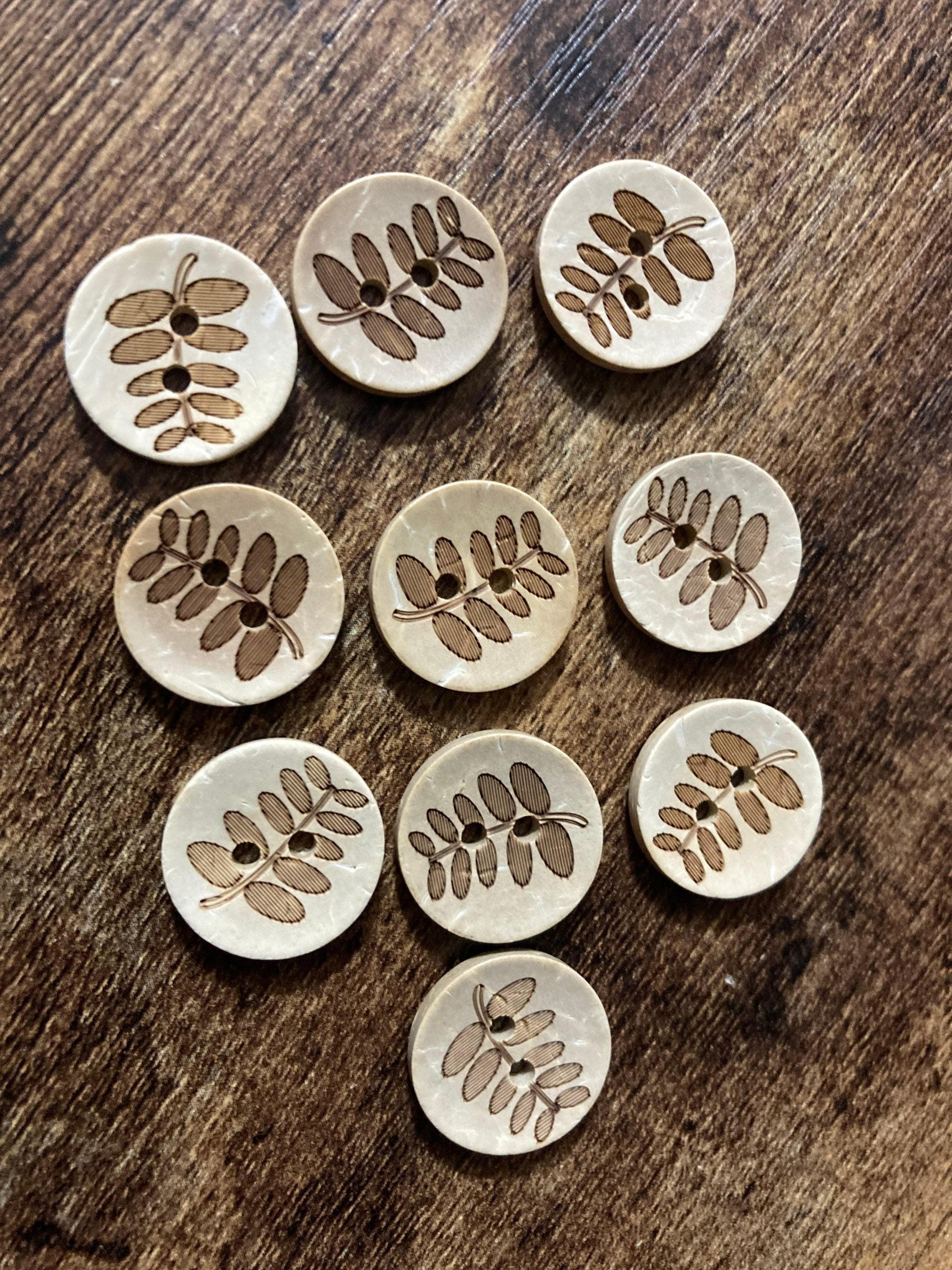 10 x 18mm brown Leaf Design natural Coconut wooden Buttons