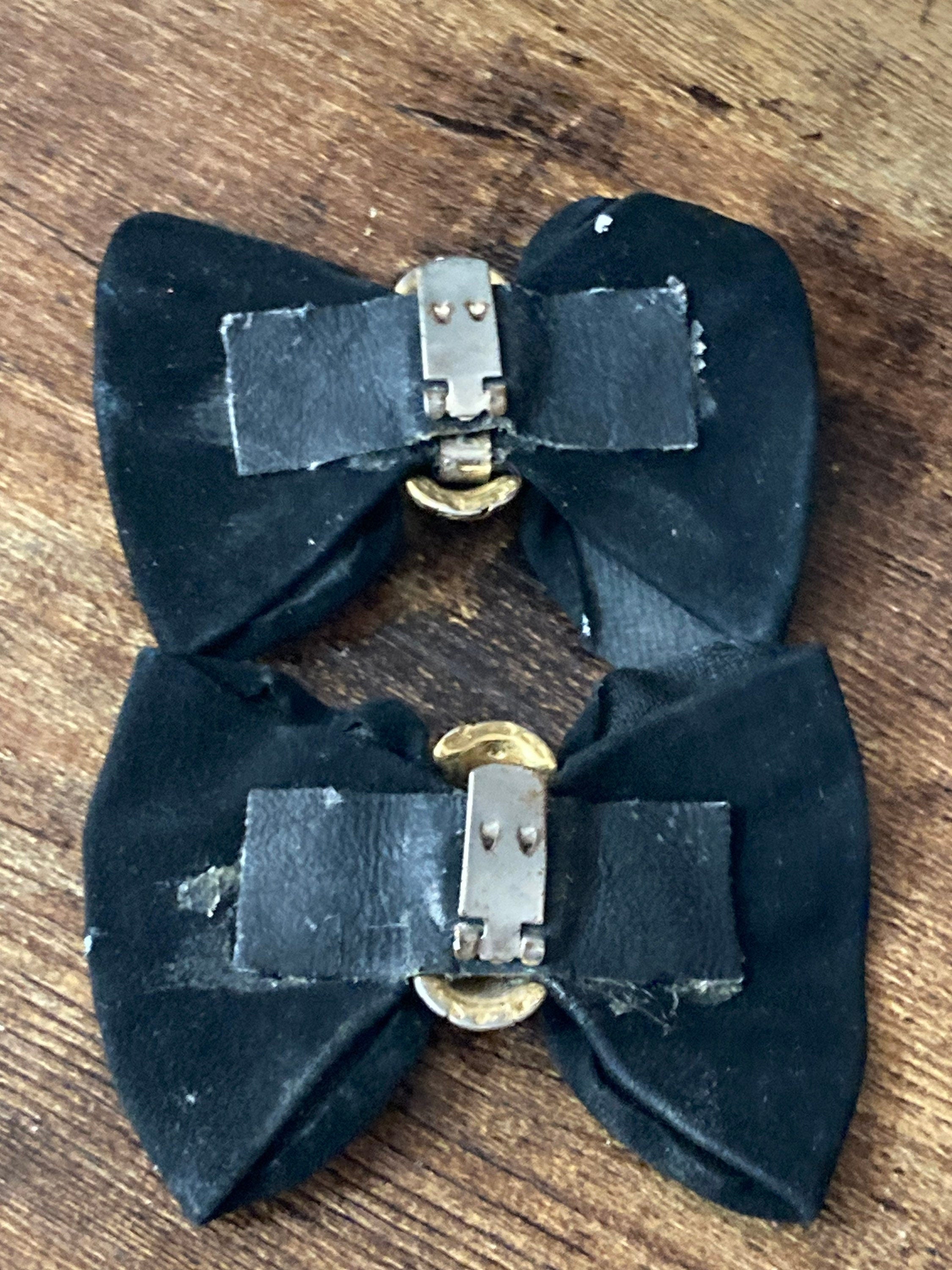 Vintage black suede gold metal high quality pair of BOW shoe clips