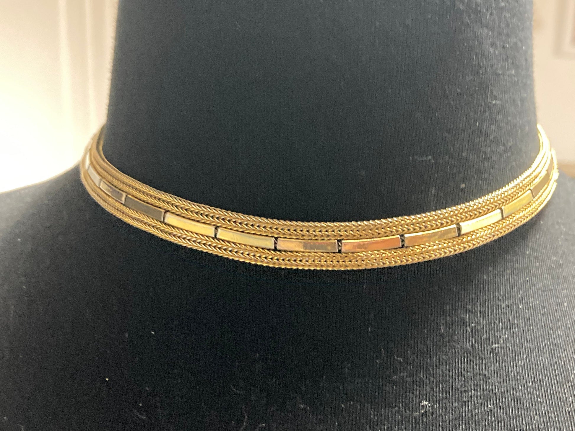 1962 signed GROSSE gold tone mesh choker necklace