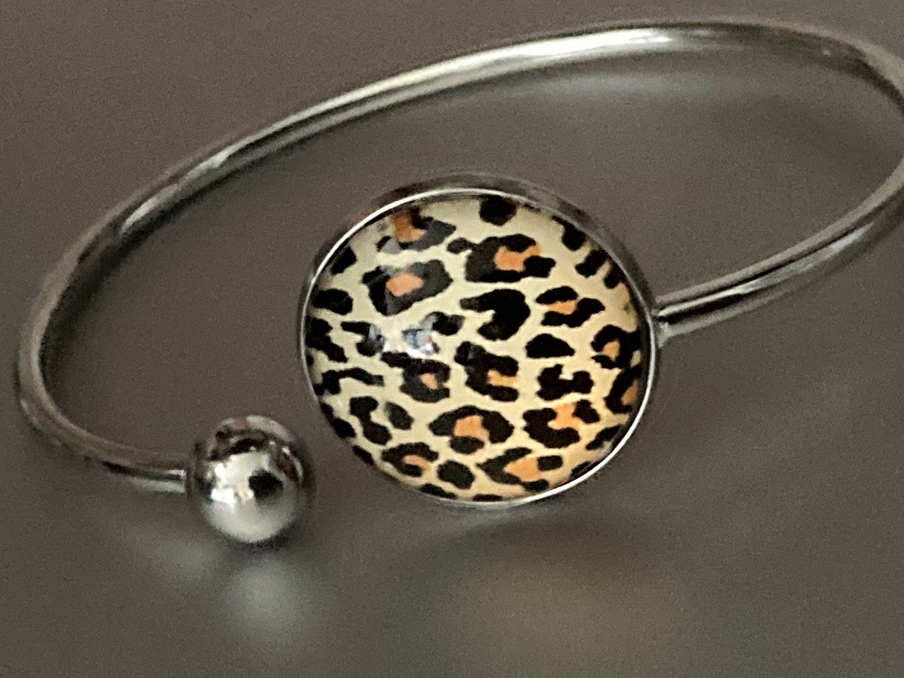 Leopard print stainless steel glass cabochon bangle bracelet