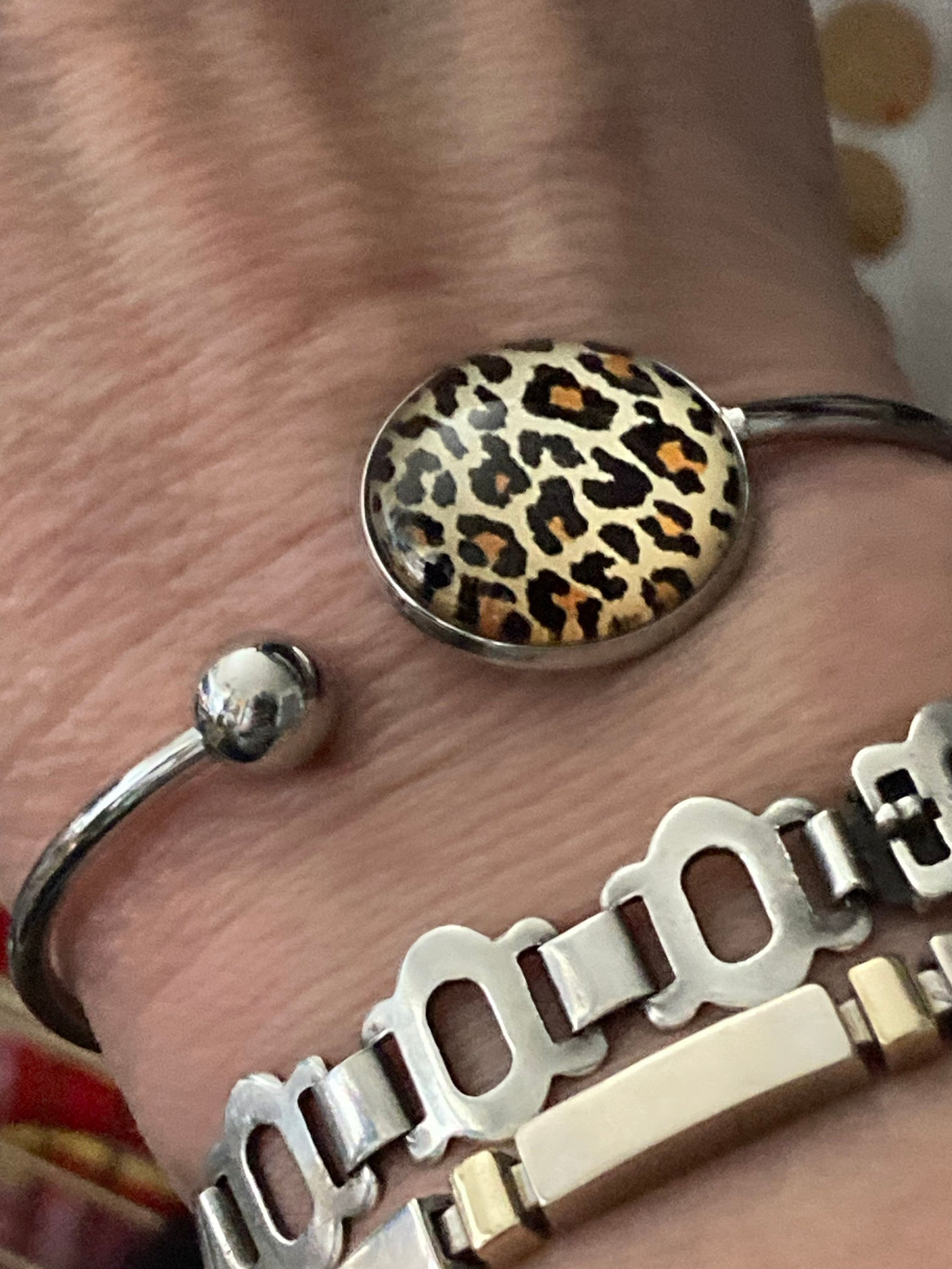 Leopard print stainless steel glass cabochon bangle bracelet