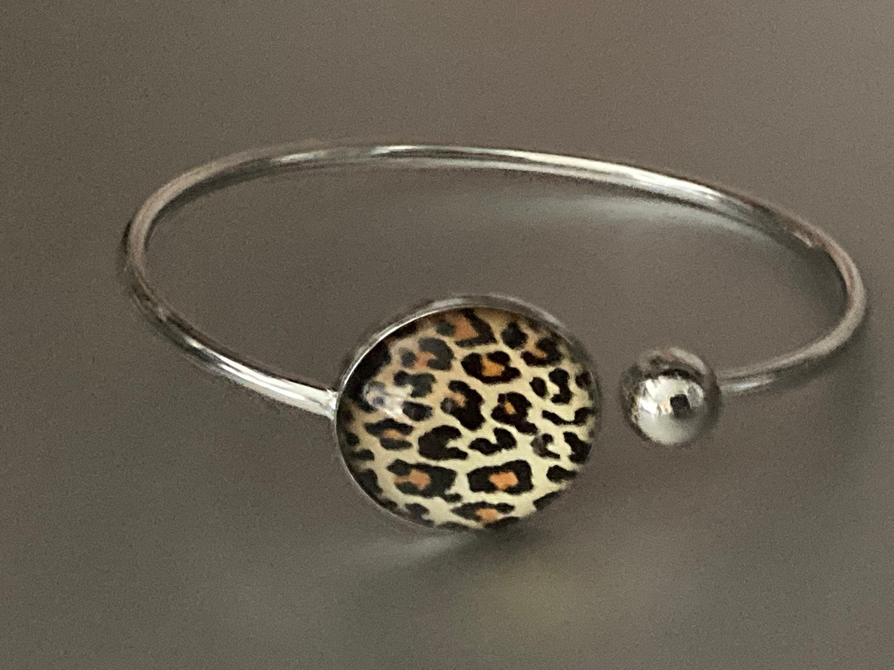 Leopard print stainless steel glass cabochon bangle bracelet