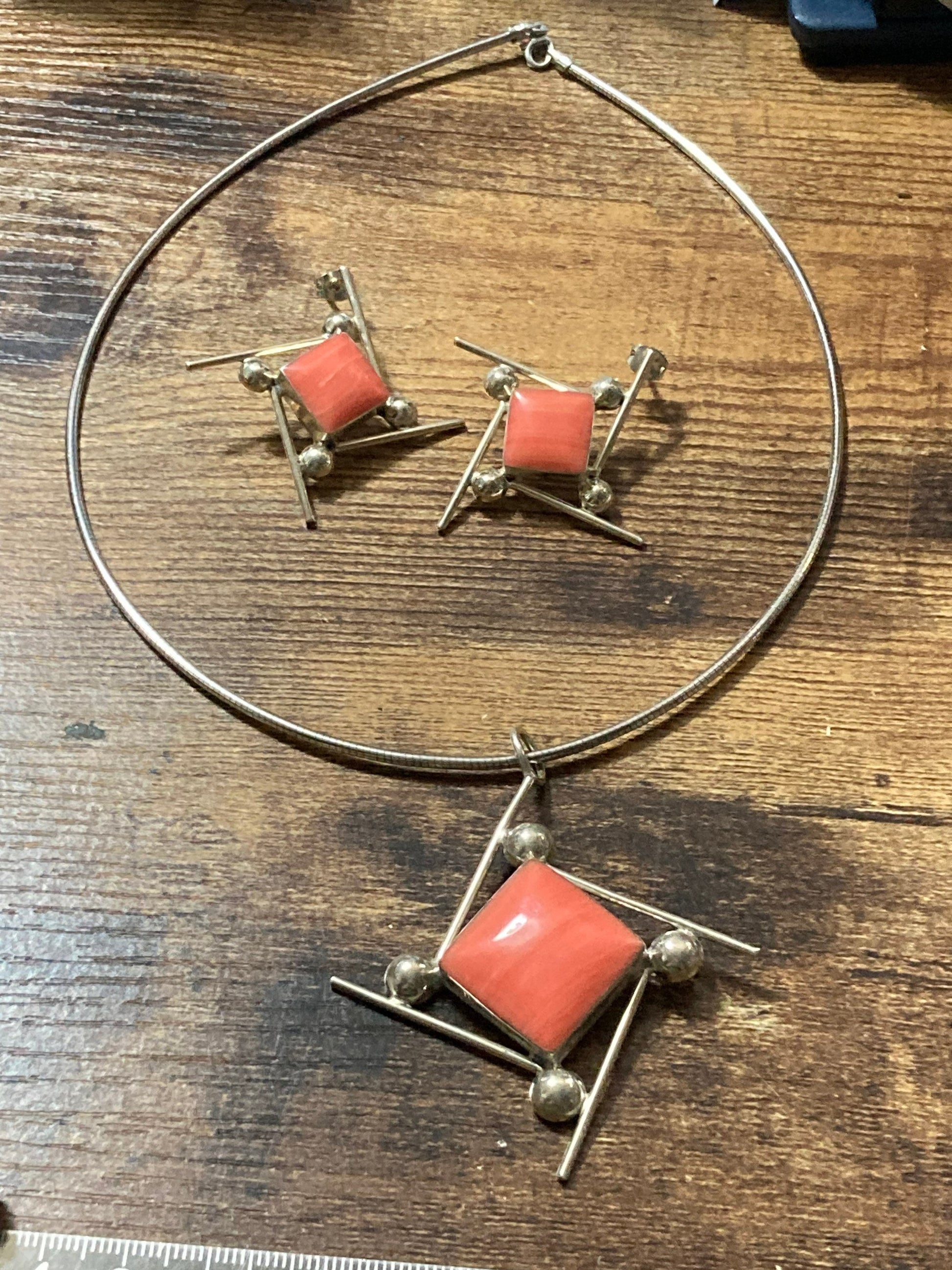 925 sterling silver modernist ceramic coral square cabochon choker pendant necklace and matching earrings jewellery set