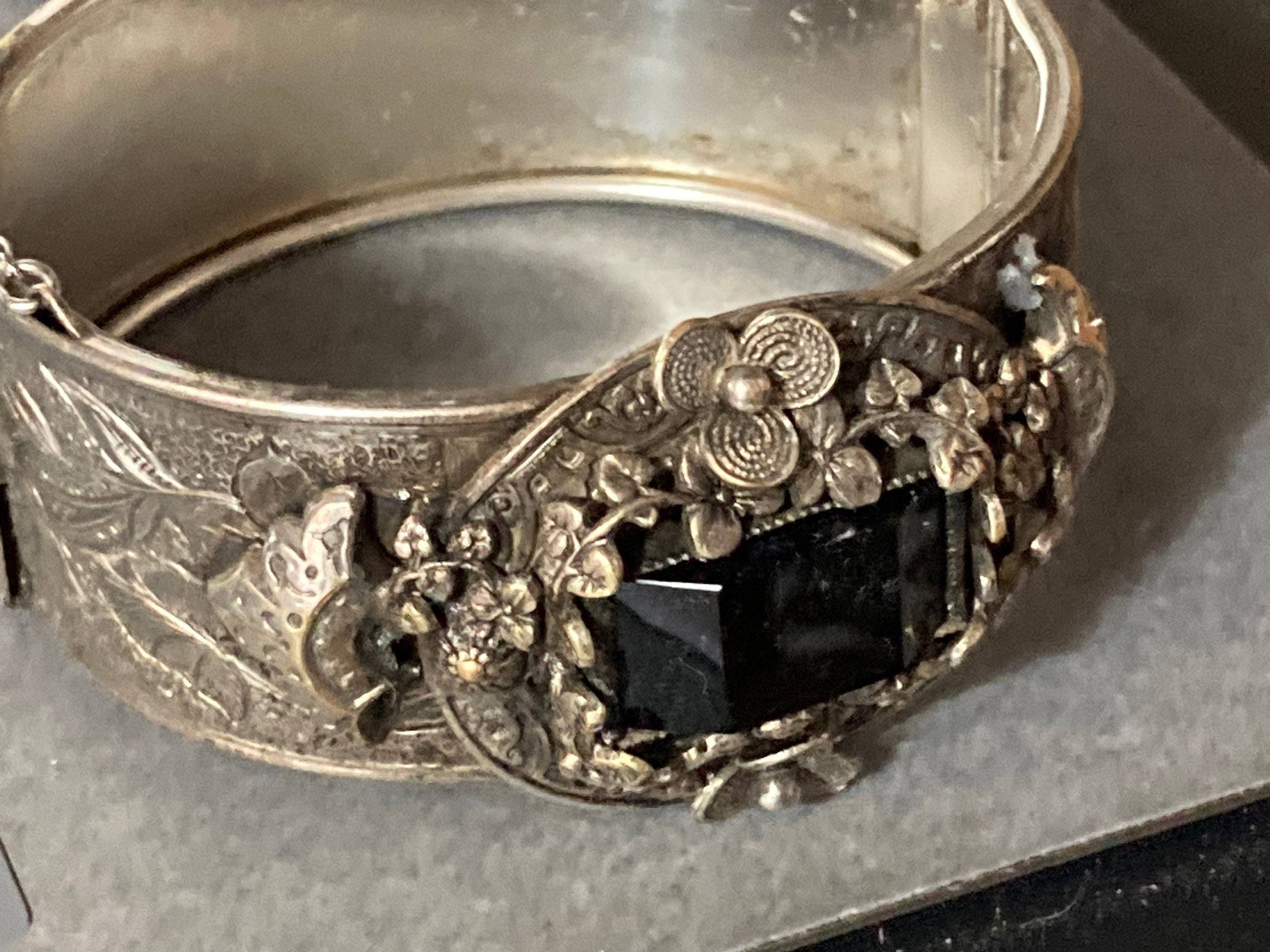 Antique Victorian etched with onyx gemstone wide silver plated or continental bangle not hallmarked white metal