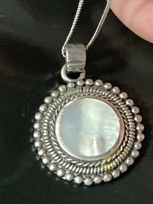 925 sterling silver clear mother or pearl modernist pendant on a chain