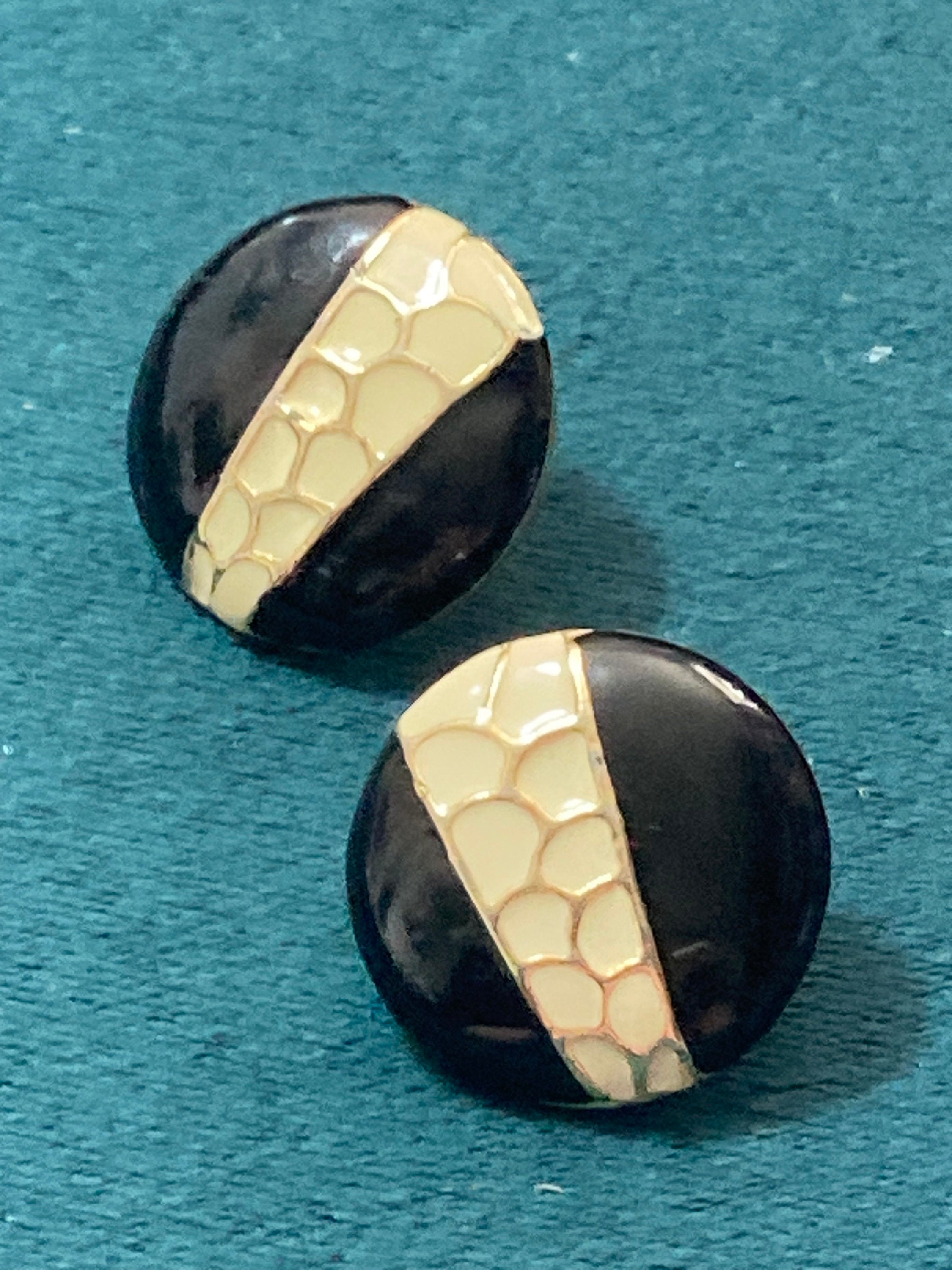 Black and cream enamel pair stud earrings pierced Vintage Gold tone