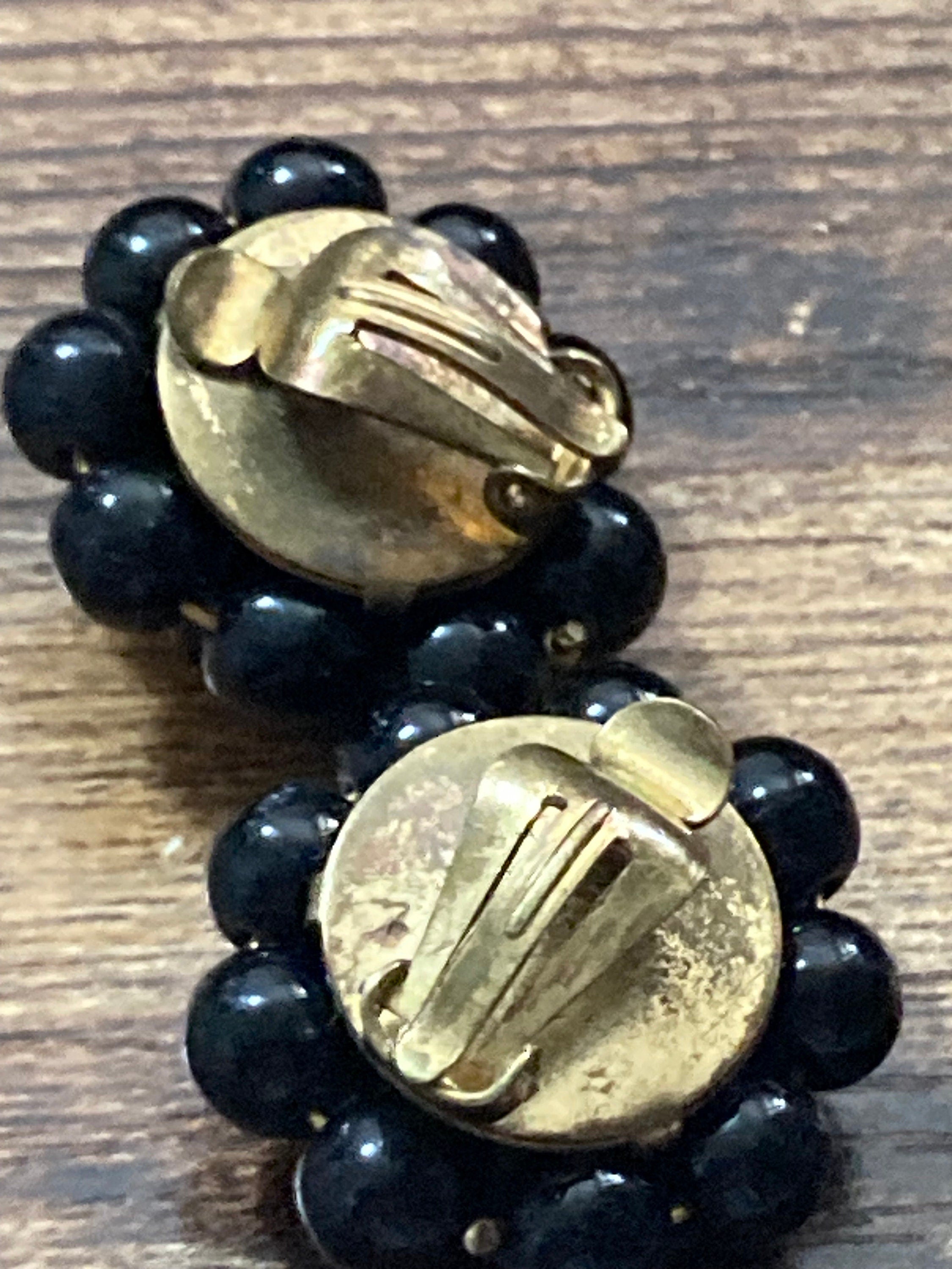 Vintage 1950s Funky black glass beaded Cluster Clip On Earrings