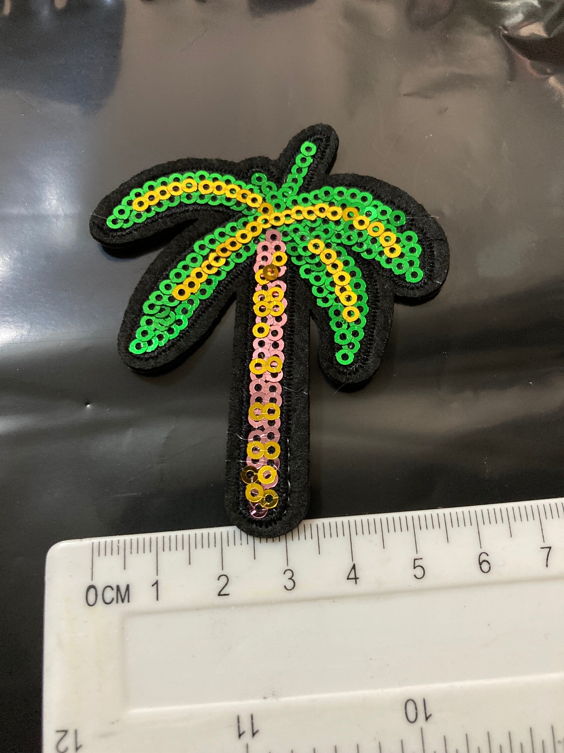 iron on tropical green palm tree sequin patch 8 x 6cm sewing applique