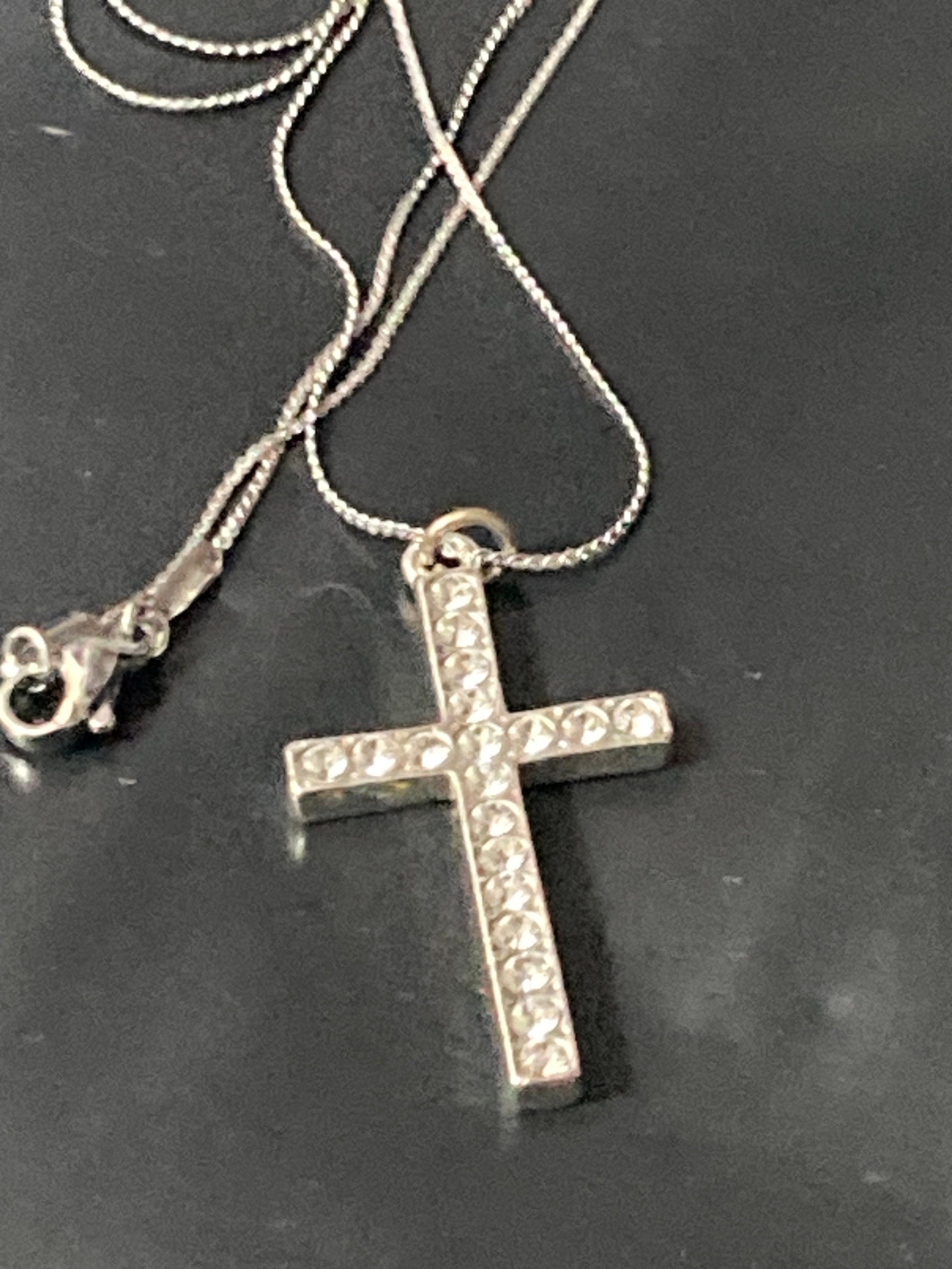 Retro Silver Tone diamanté cross pendant Necklace on 48cm stainless steel chain