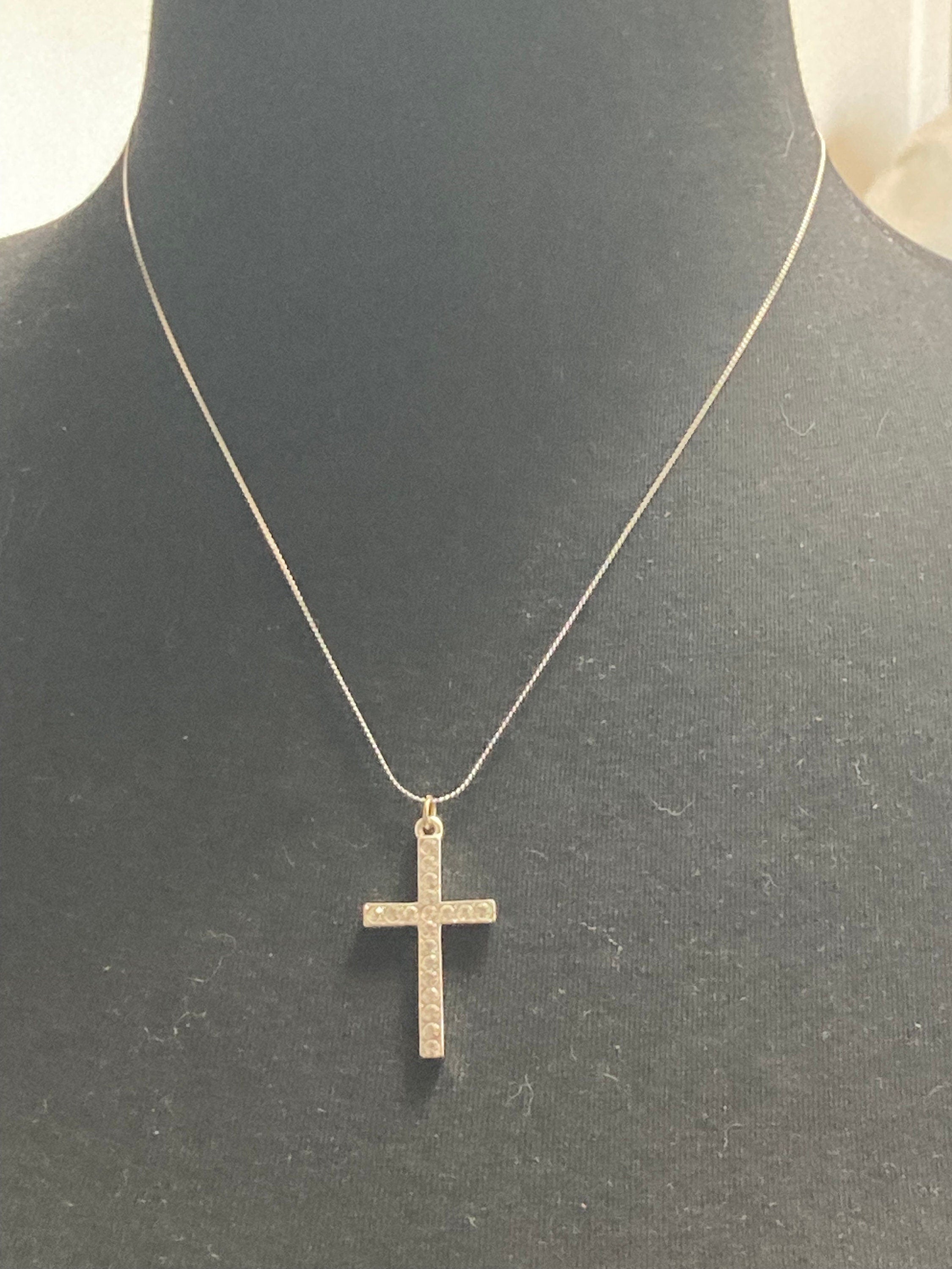 Retro Silver Tone diamanté cross pendant Necklace on 48cm stainless steel chain