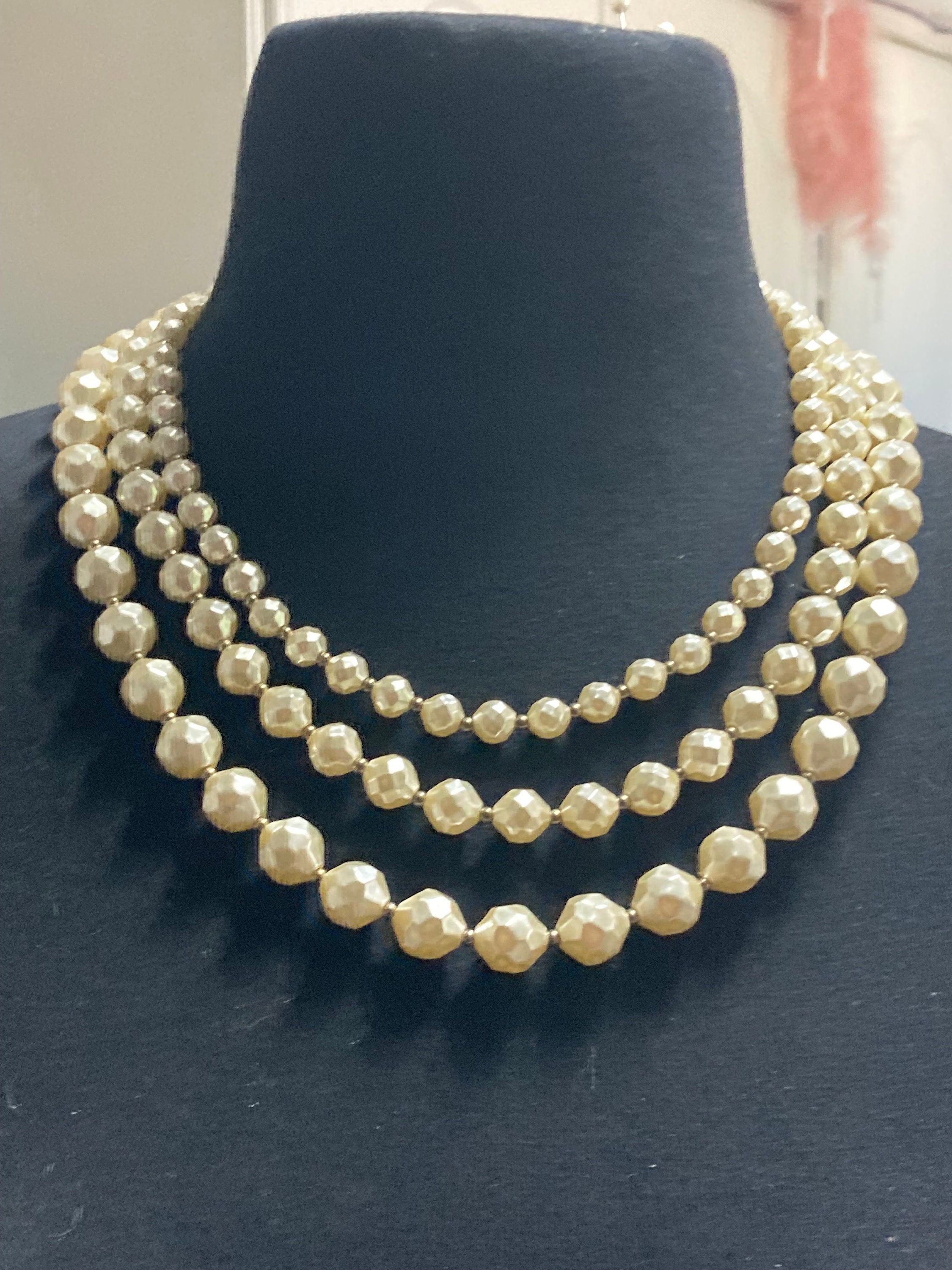 Vintage retro faux plastic cream pearl triple strand 3 row collar choker necklace 1950s 1960s mid century modern