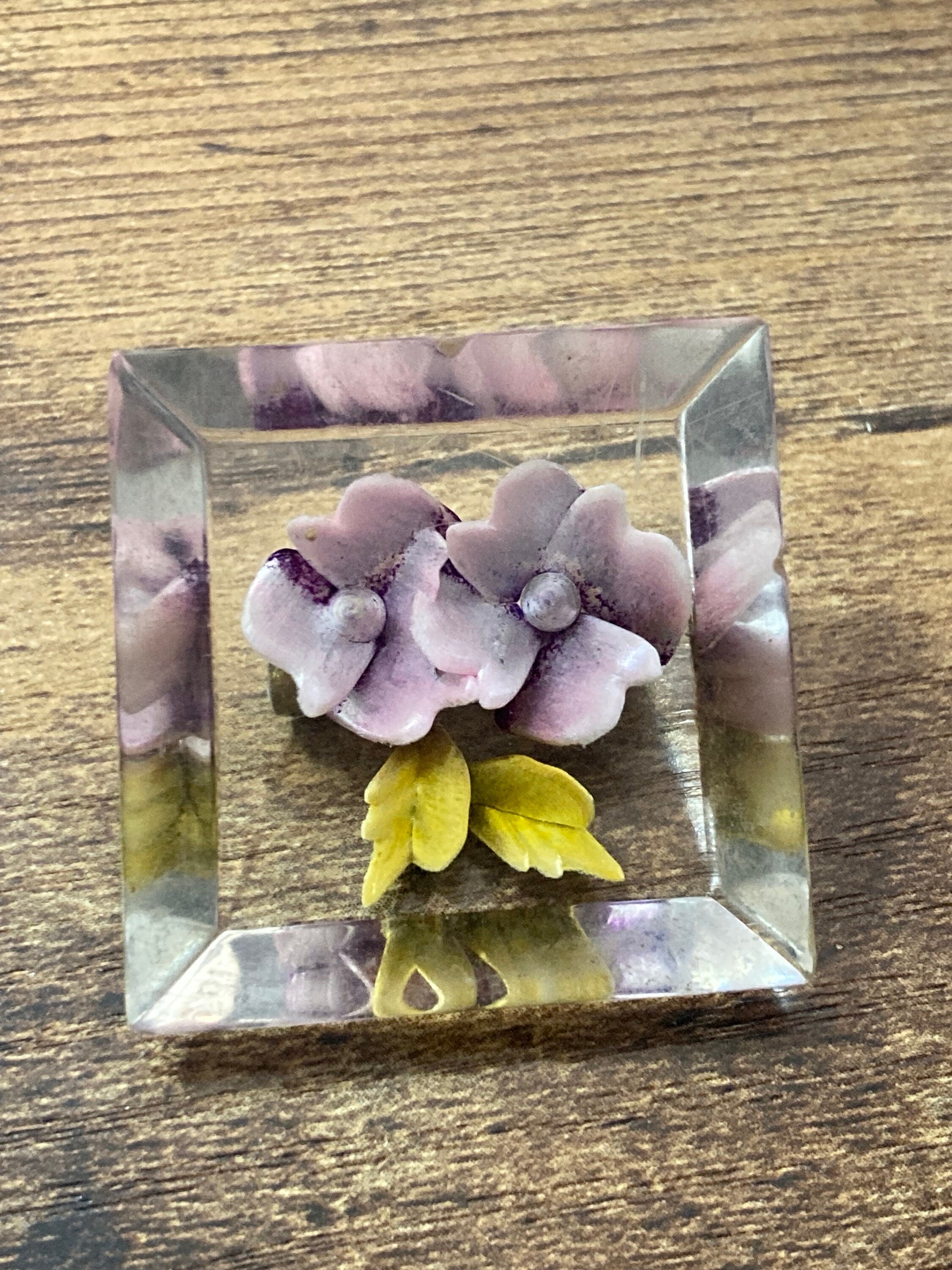 1940s lucite reverse carved lilac purple floral flower brooch early plastic perspex