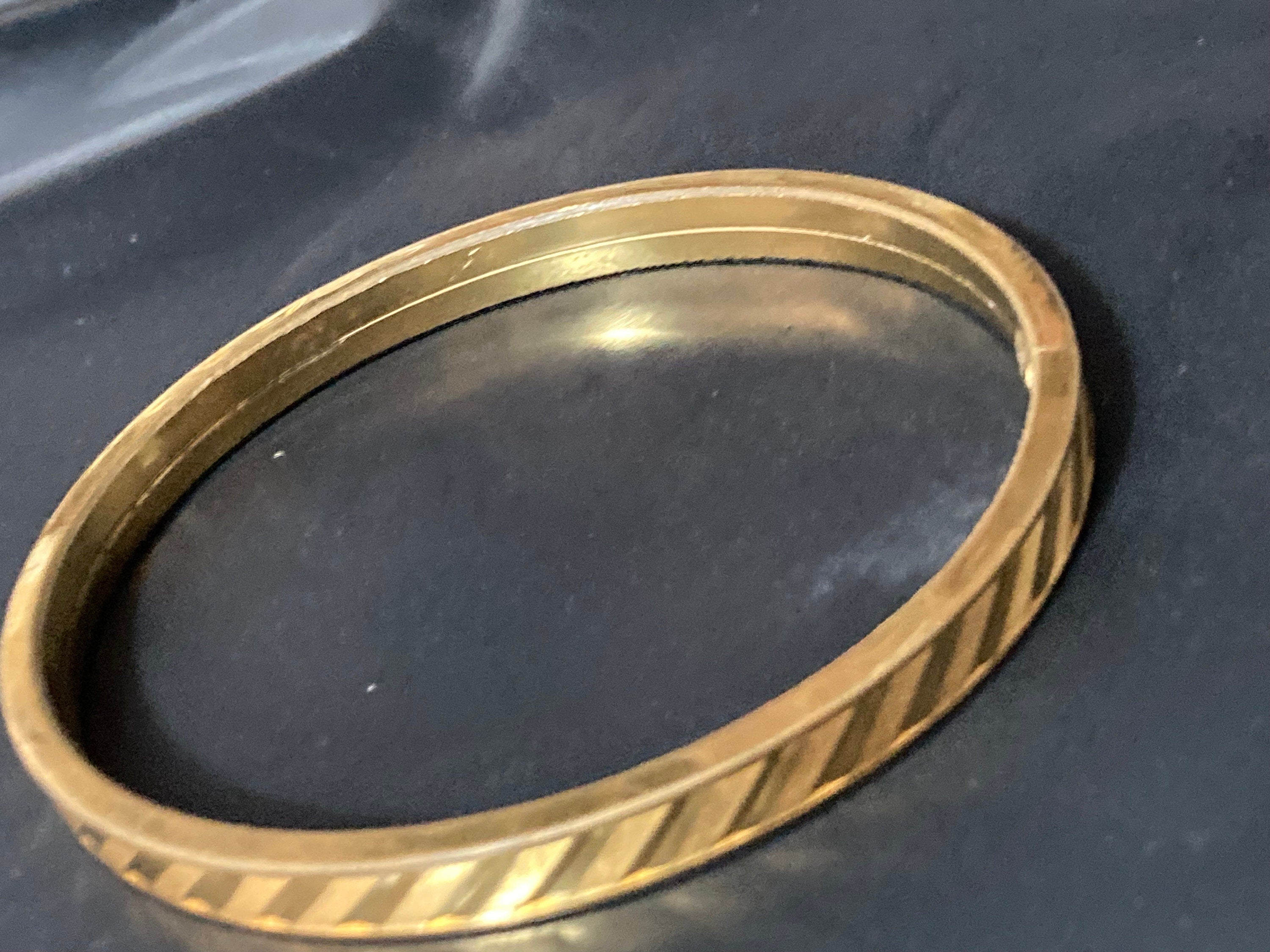 Vintage Rolled gold etched floral bangle 5mm wide