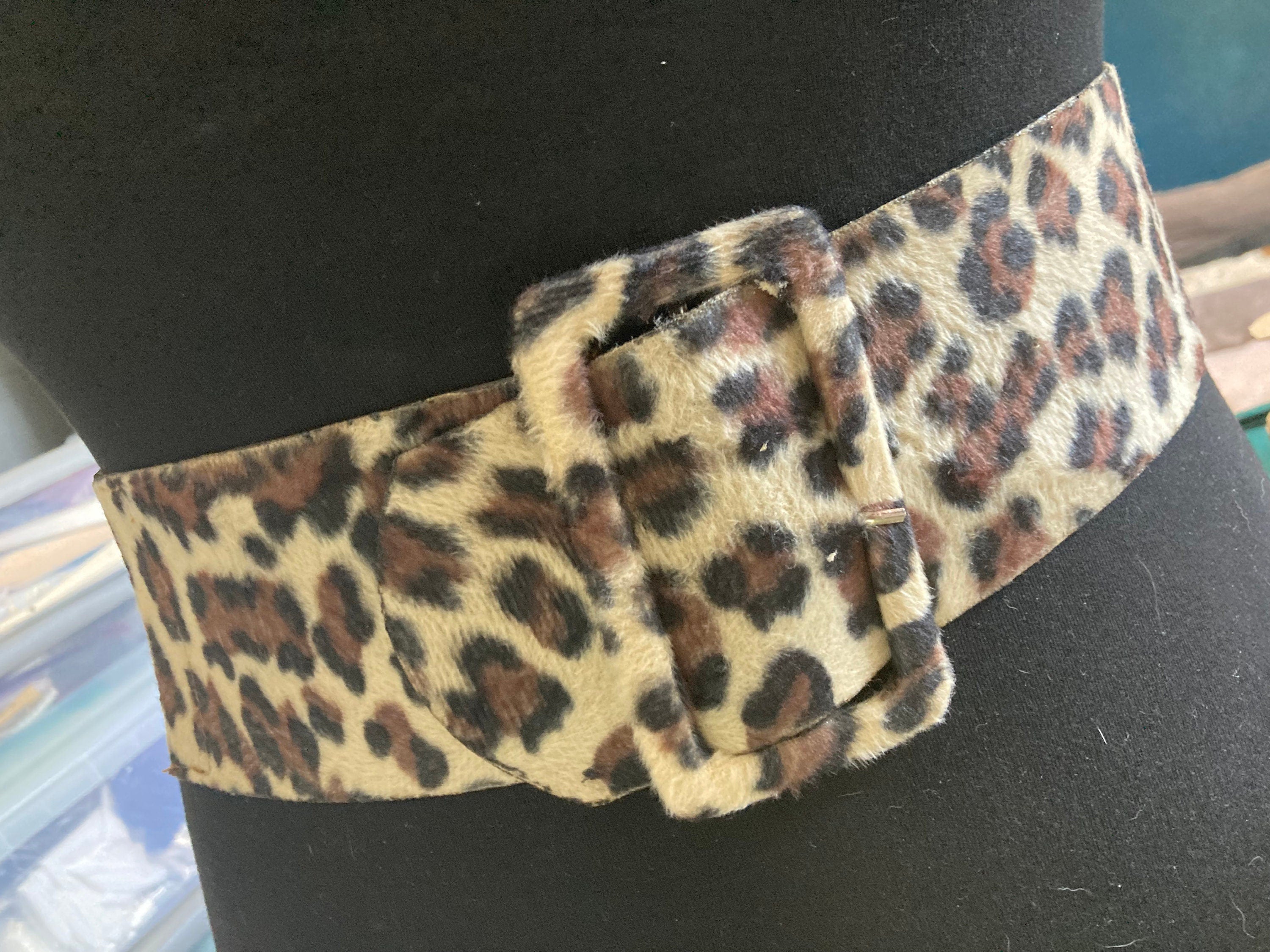 Retro Faux fur wide leopard print black elastic cinch stretch belt plastic