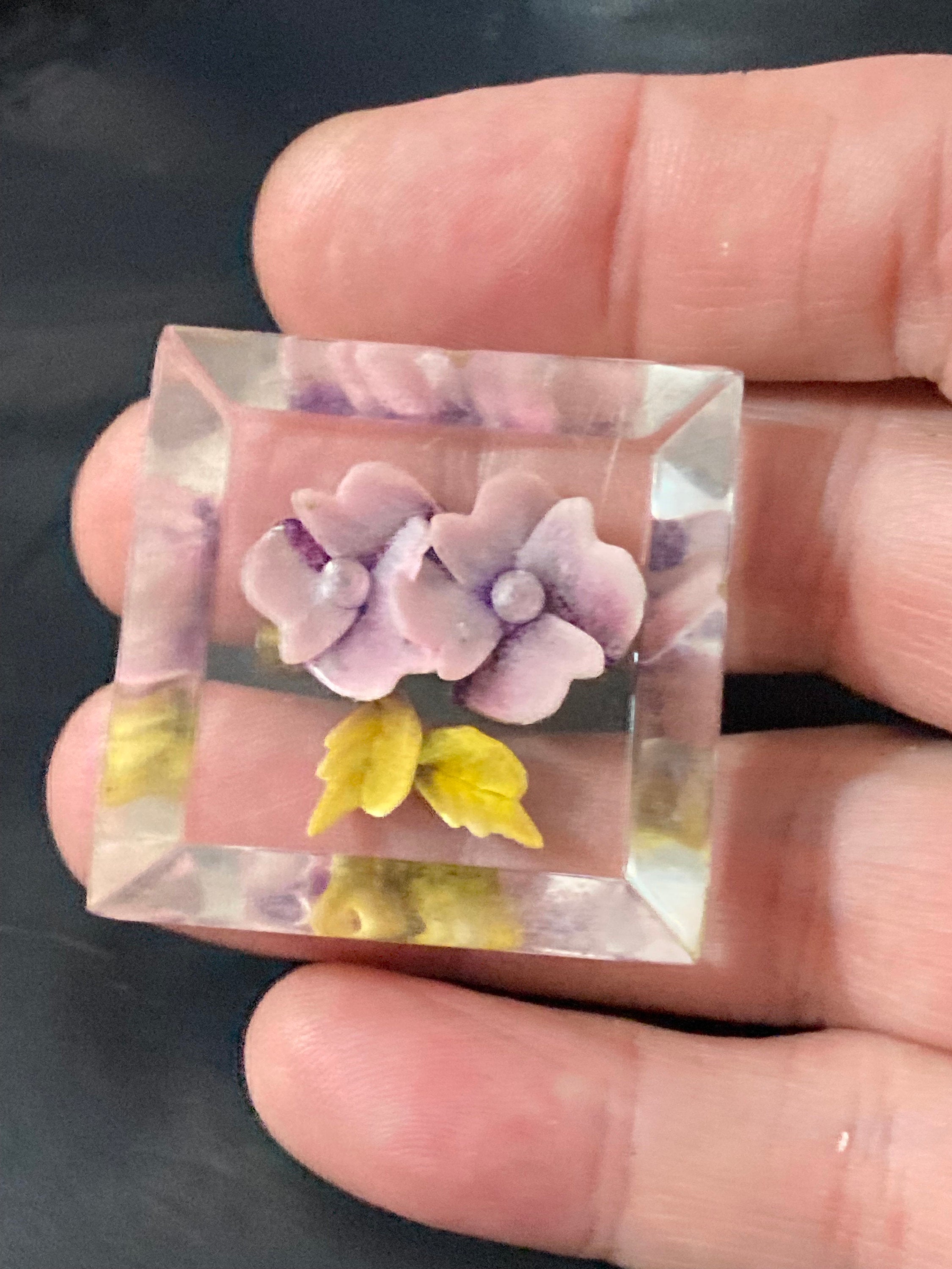 1940s lucite reverse carved lilac purple floral flower brooch early plastic perspex