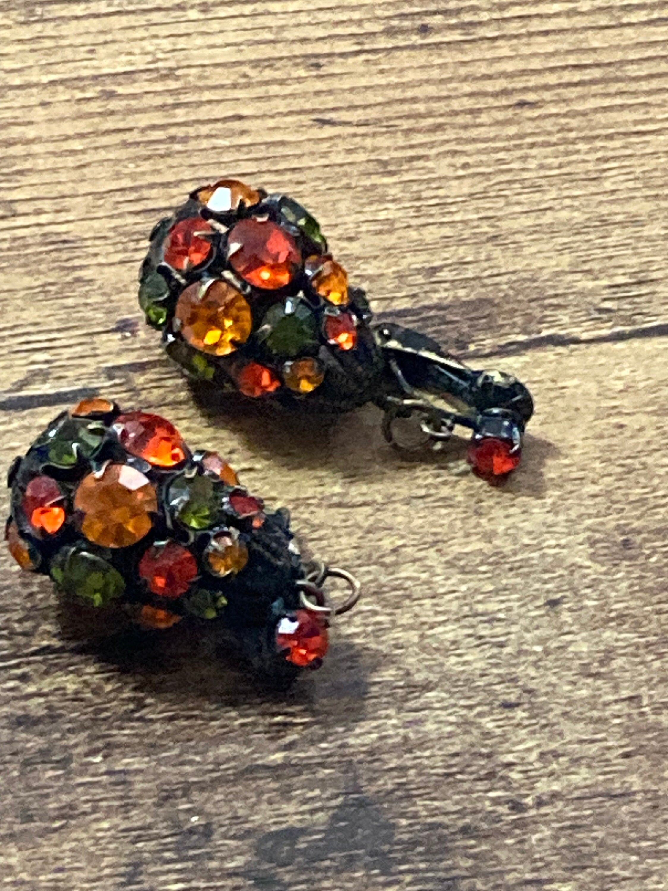 Vintage orange green uranium uv rhinestone diamanté teardrop Clip on drop earrings