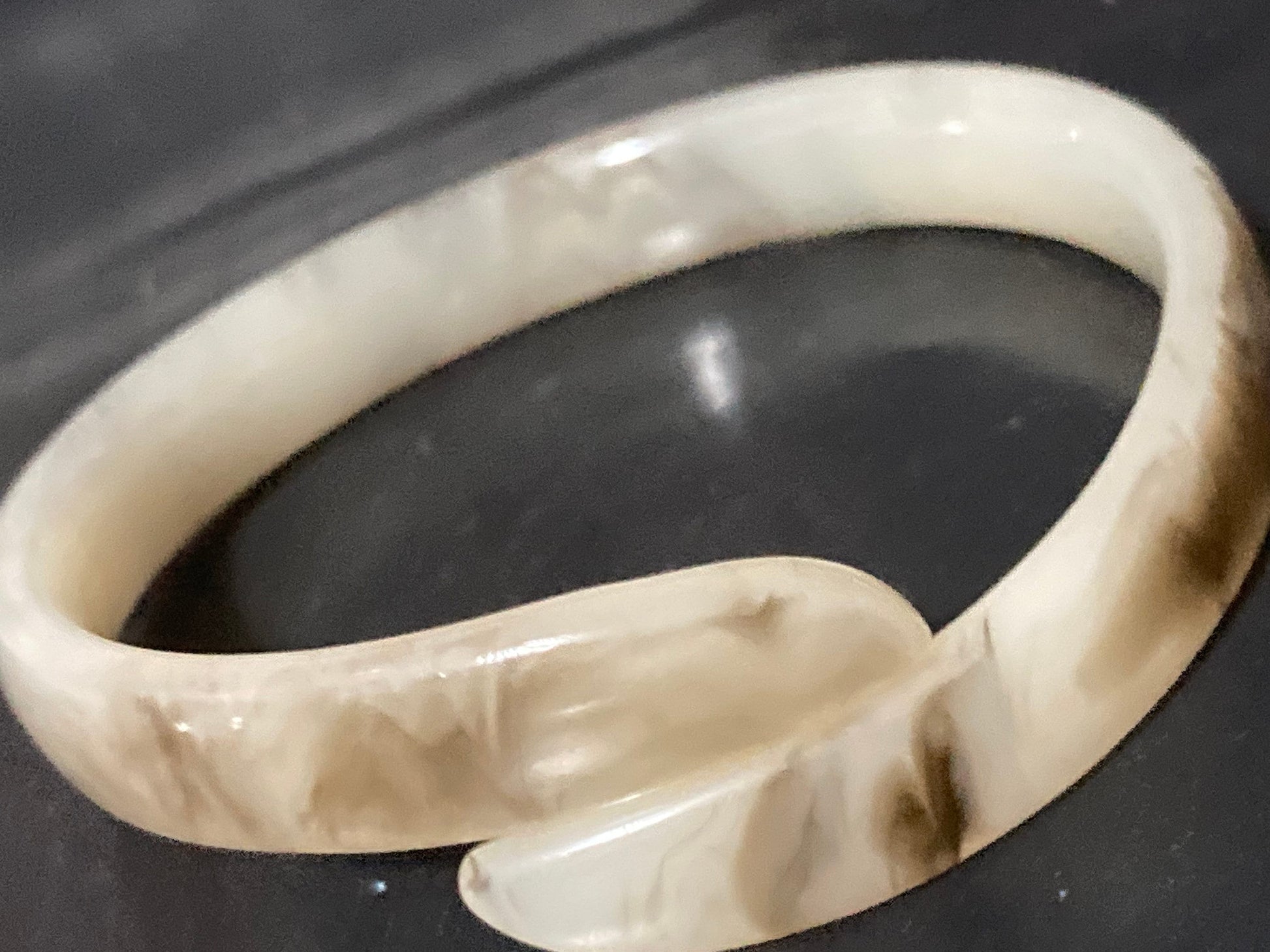 Antique Vintage Art Deco Period beige green Cream Early Plastic Celluloid SNAKE wrap bangle bracelet