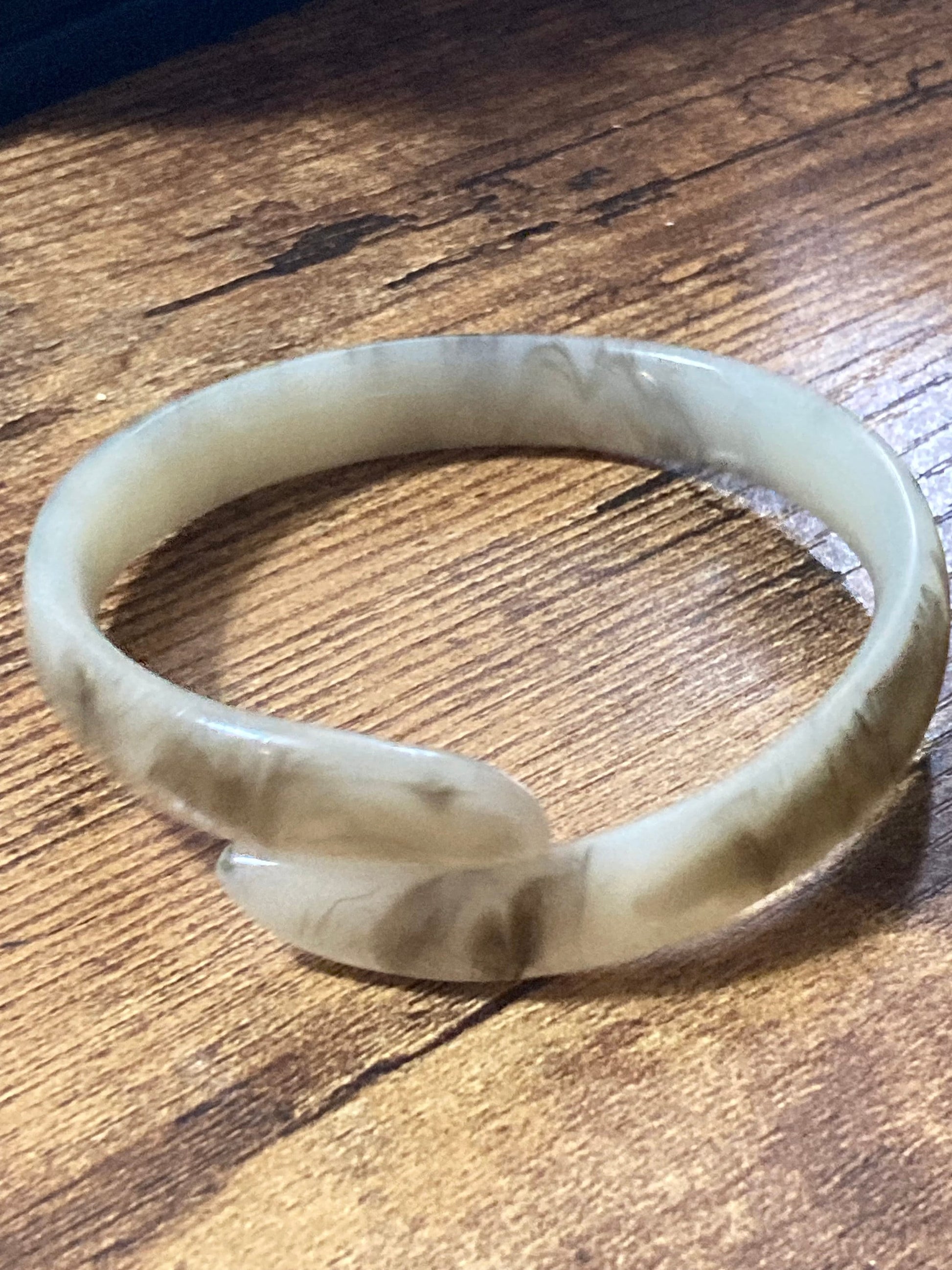 Antique Vintage Art Deco Period beige green Cream Early Plastic Celluloid SNAKE wrap bangle bracelet