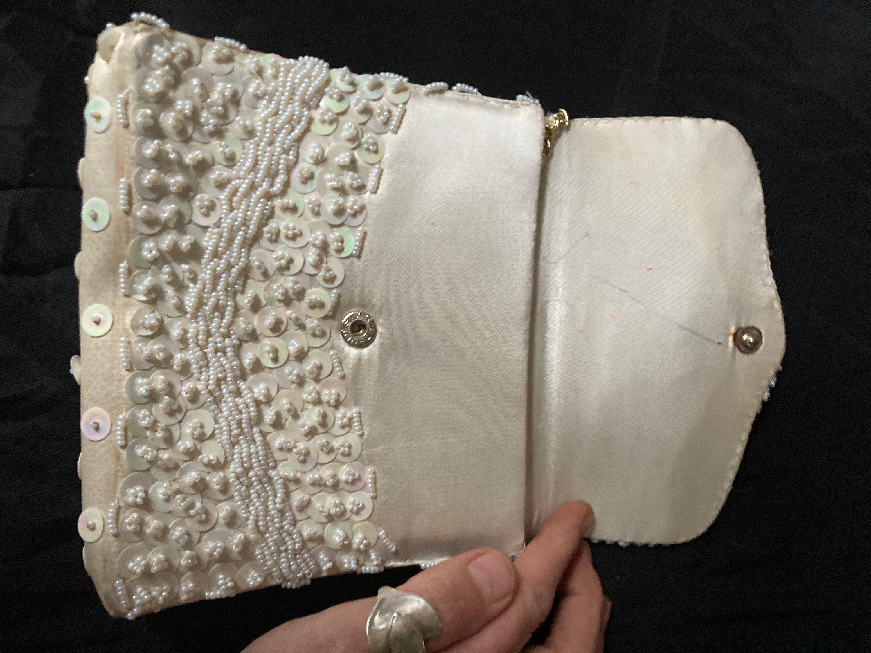 Vintage 1960s Cream sequin and seed beaded Evening Purse Bag