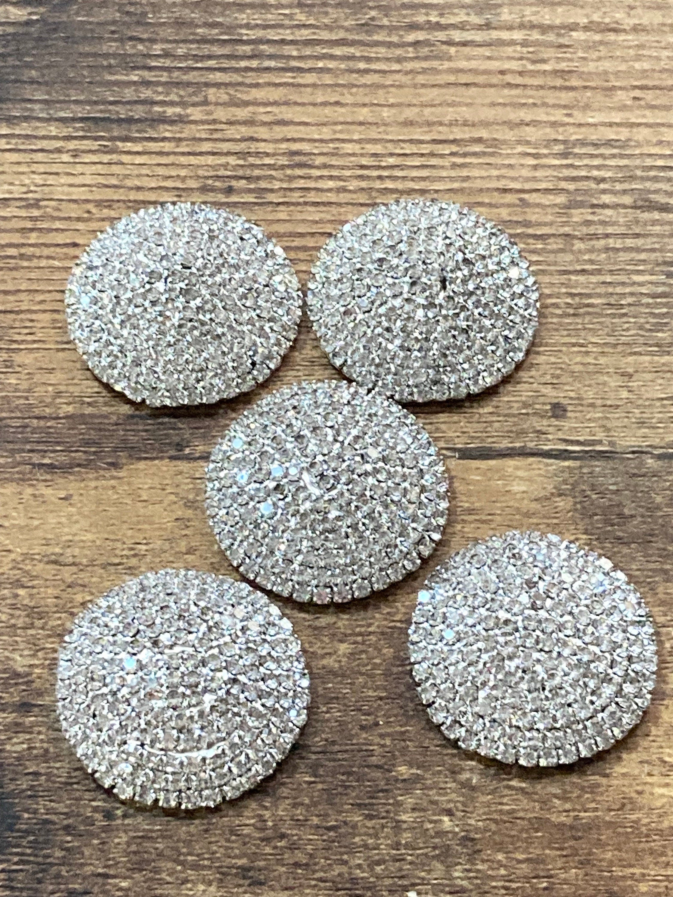 Large 30mm Set of 5 round clear diamanté rhinestone low domed buttons silver tone