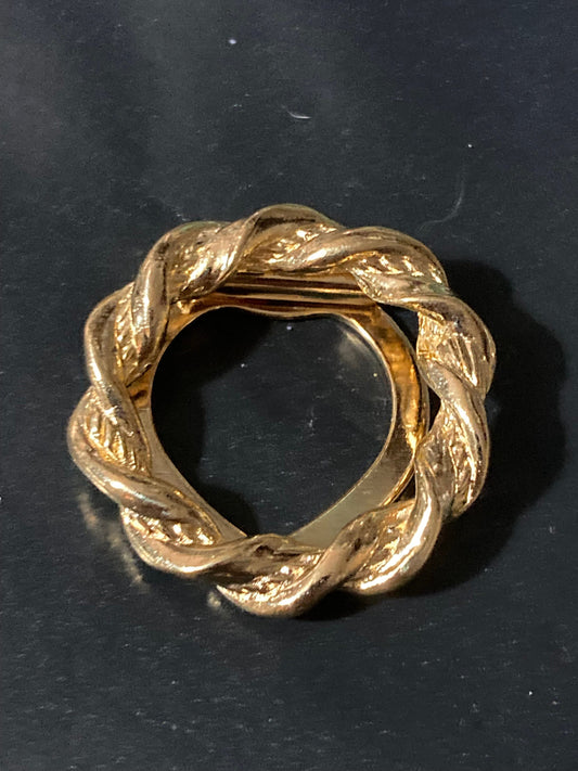 True vintage gold plated nautical rope edge Round open Scarf Clip ring old shop stock