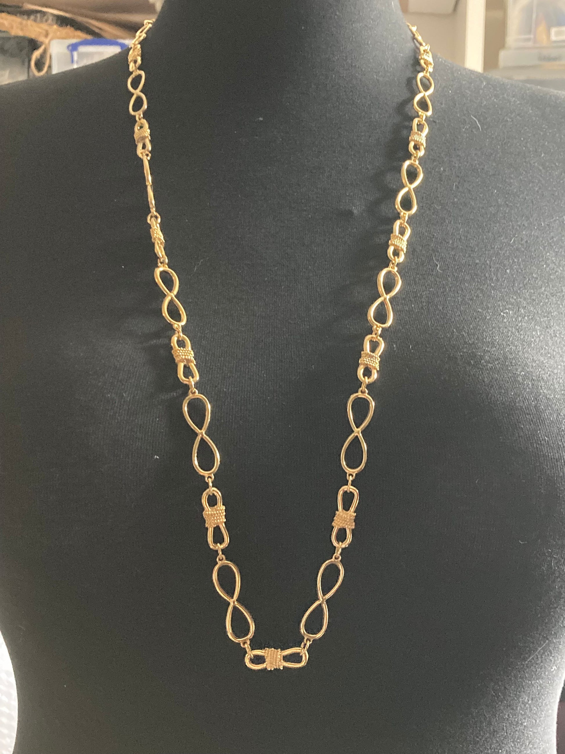 true Vintage pristine 1970s gold plated double beaded serpentine chain necklace old shop stock