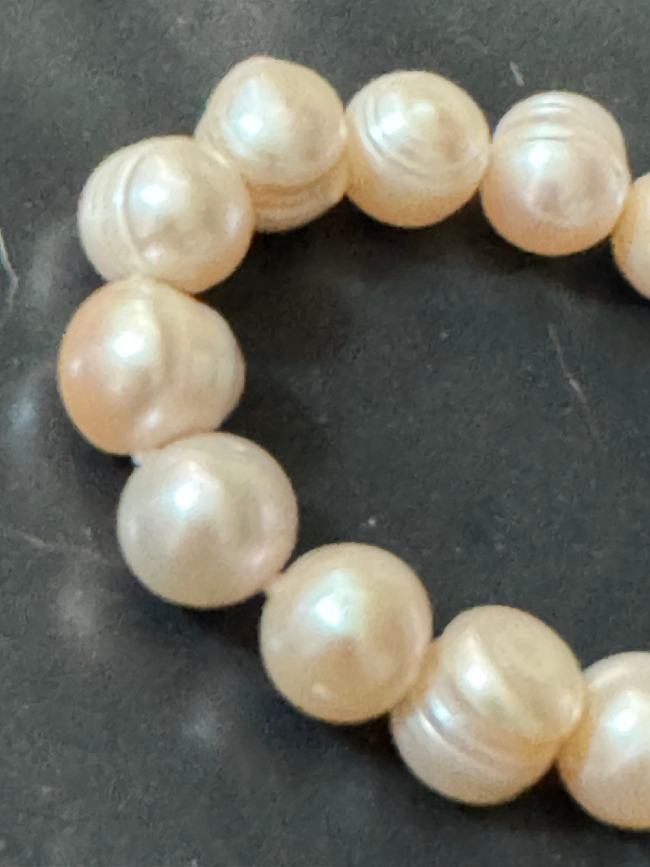 Vintage silver tone modernist genuine freshwater pearl white bracelet