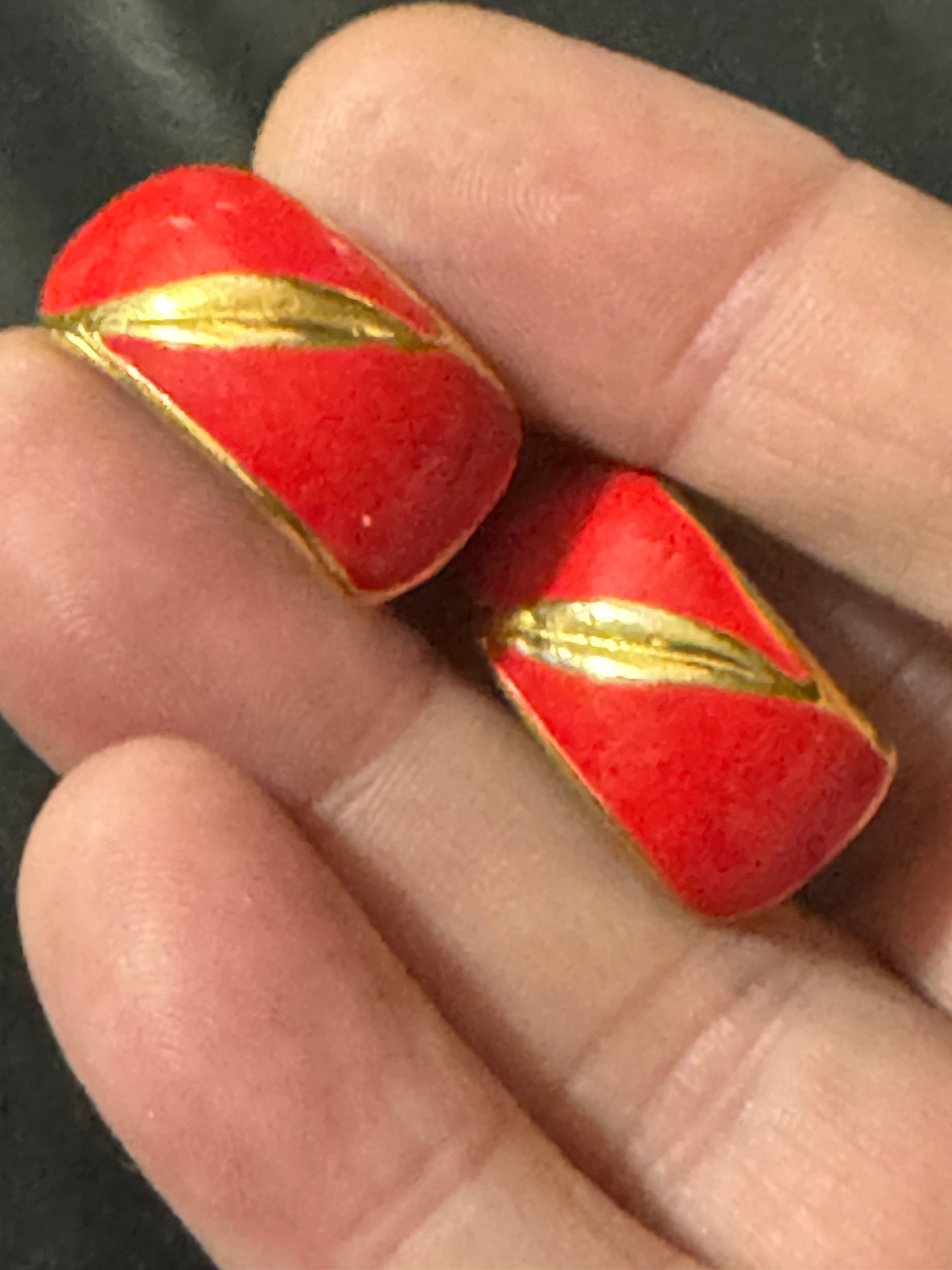 Vintage High End Gold tone bright pillar box red enamel clip on earrings