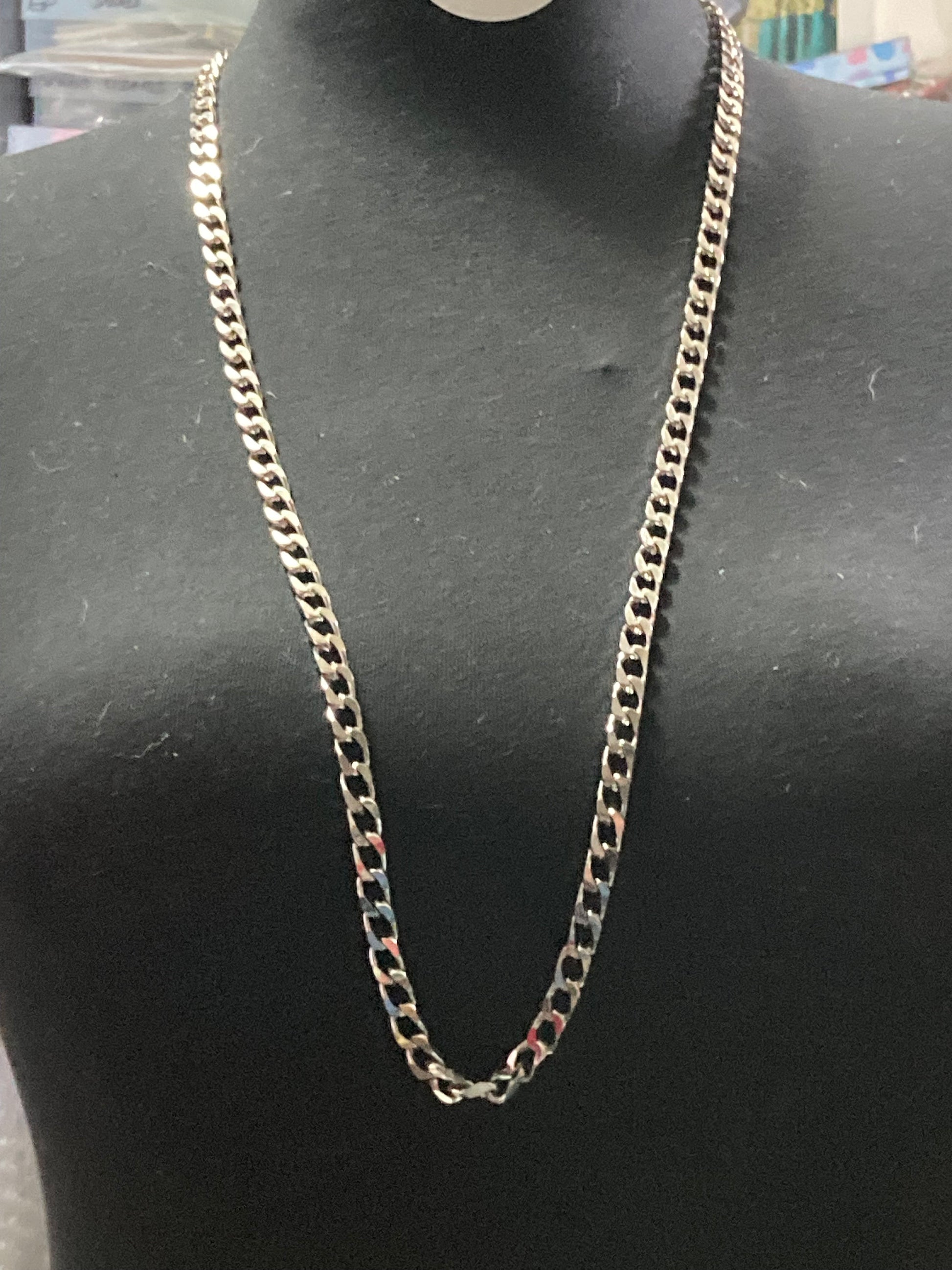 true vintage 80s pristine 27.5” 91cm very long silver plated layering flat curb chain necklace old shop stock