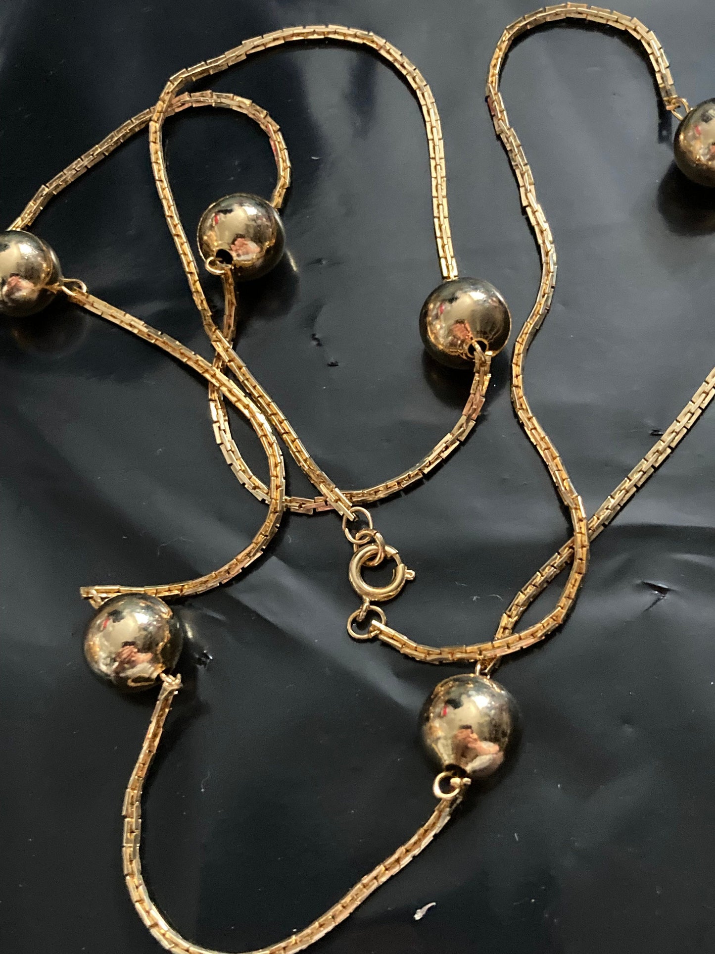 24” 82cm long 1980s thick gold plated ball bead curb chain station necklace