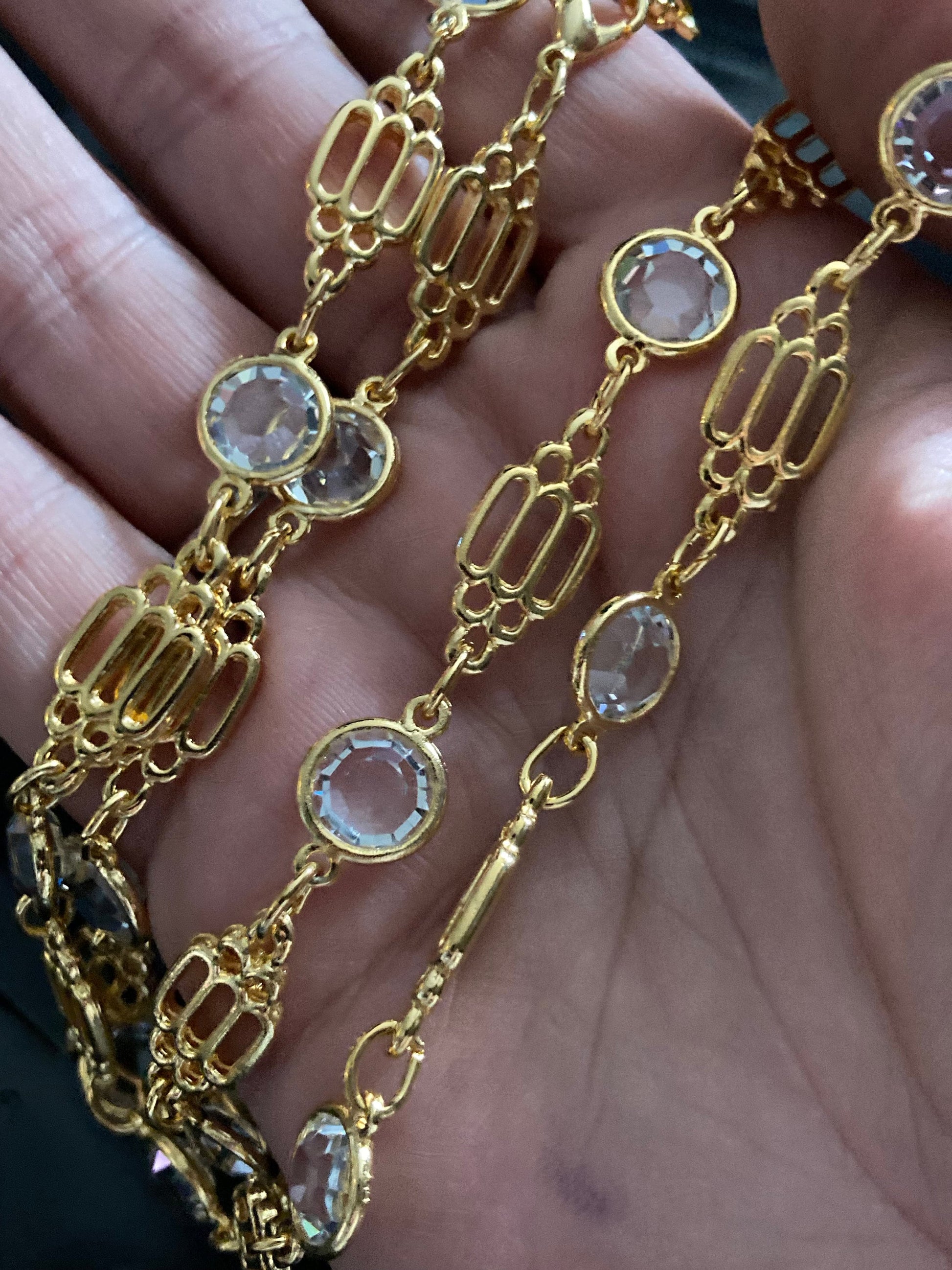 19” 63cm long 1980s thick gold plated fancy link glass crystal bezel beaded station necklace