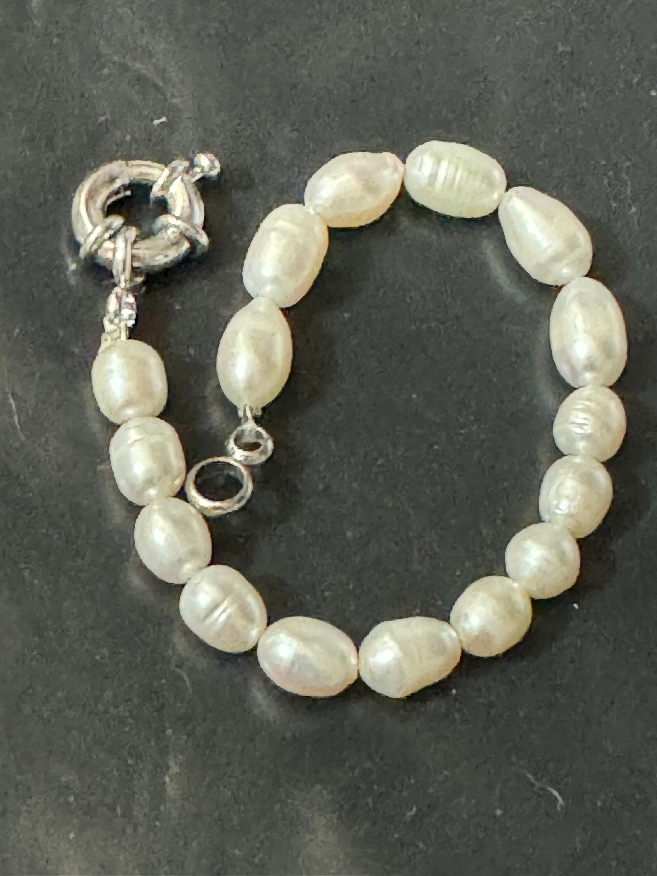 Vintage silver tone modernist genuine freshwater pearl white bracelet