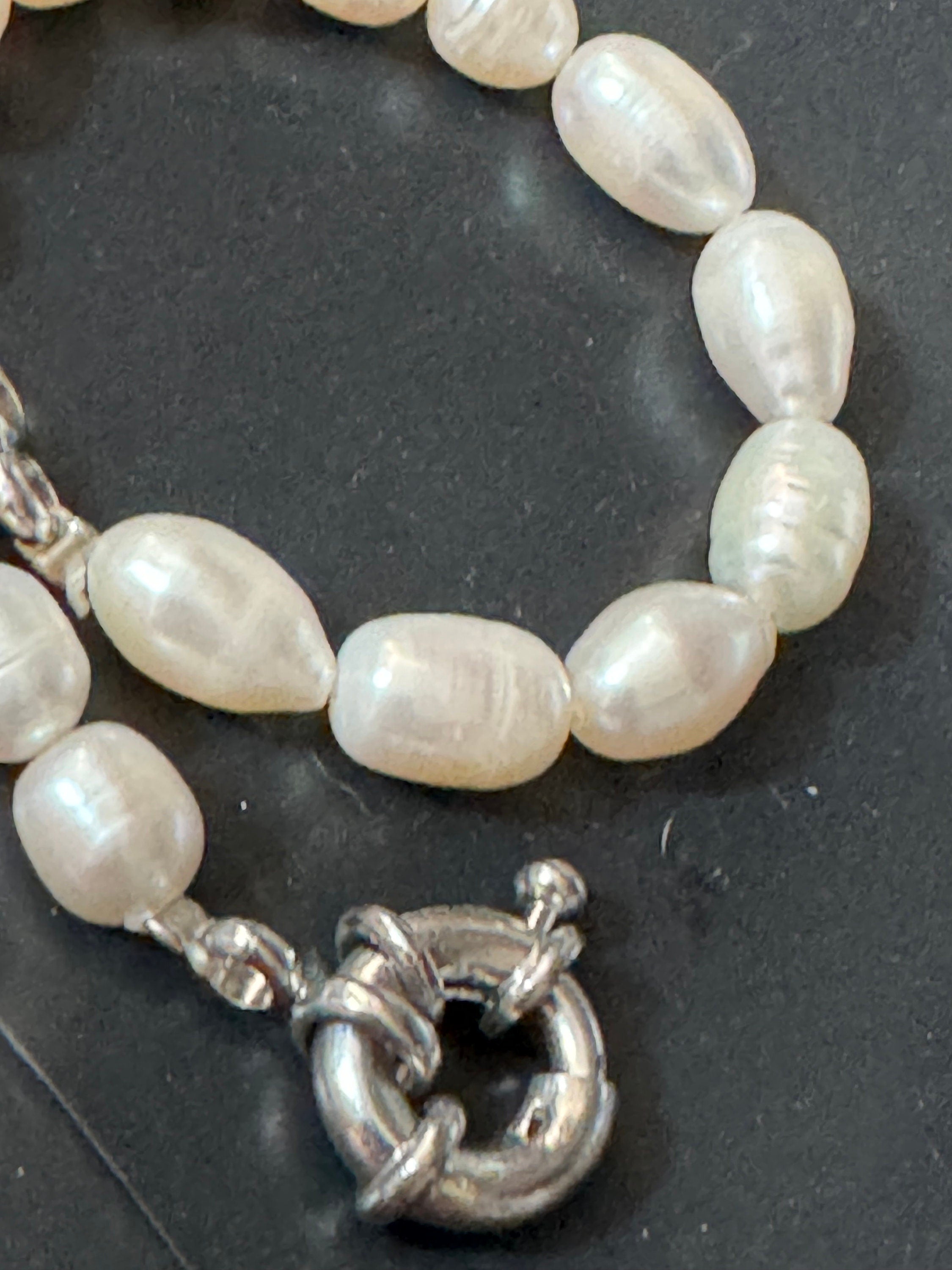 Vintage silver tone modernist genuine freshwater pearl white bracelet