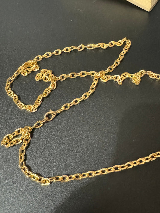 80cm long 1980s gold plated textured cable link plain chain necklace