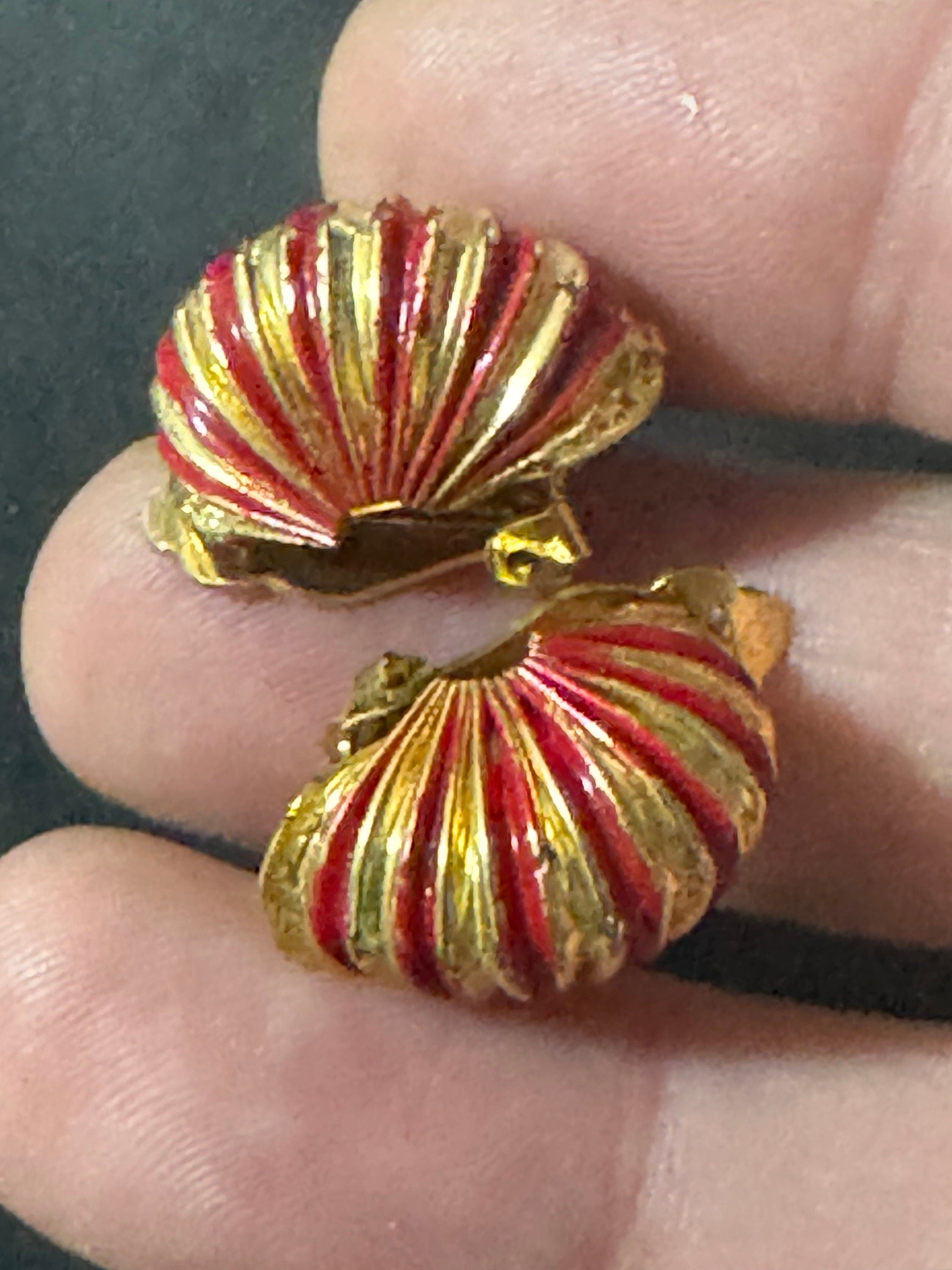 Vintage Gold tone bright red striped enamel clip on earrings