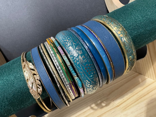 Armful of vintage blue and gold tones slim and wide tacking boho bangles