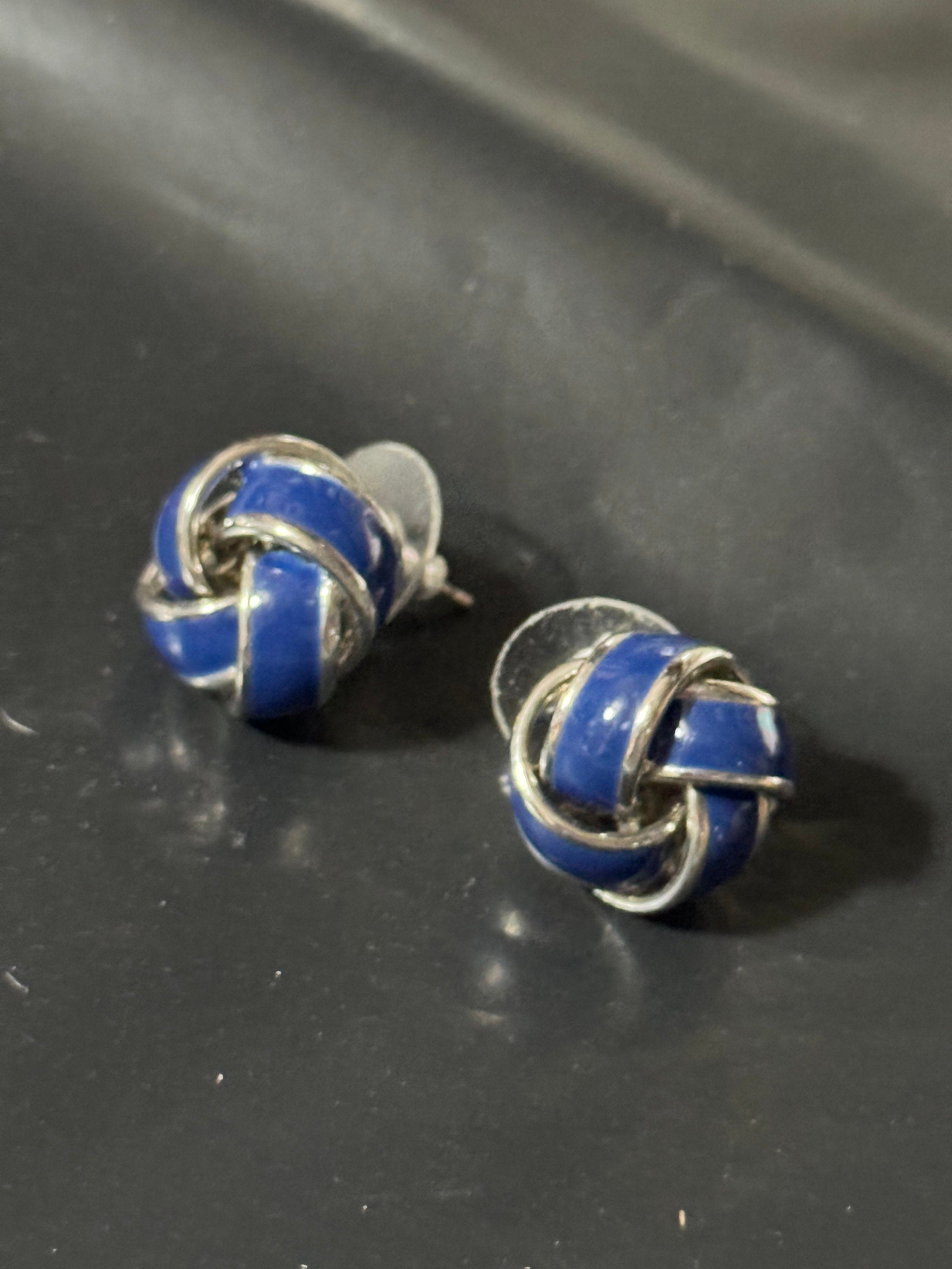 Vintage silver tone dark navy Blue enamel pair knot stud earrings pierced