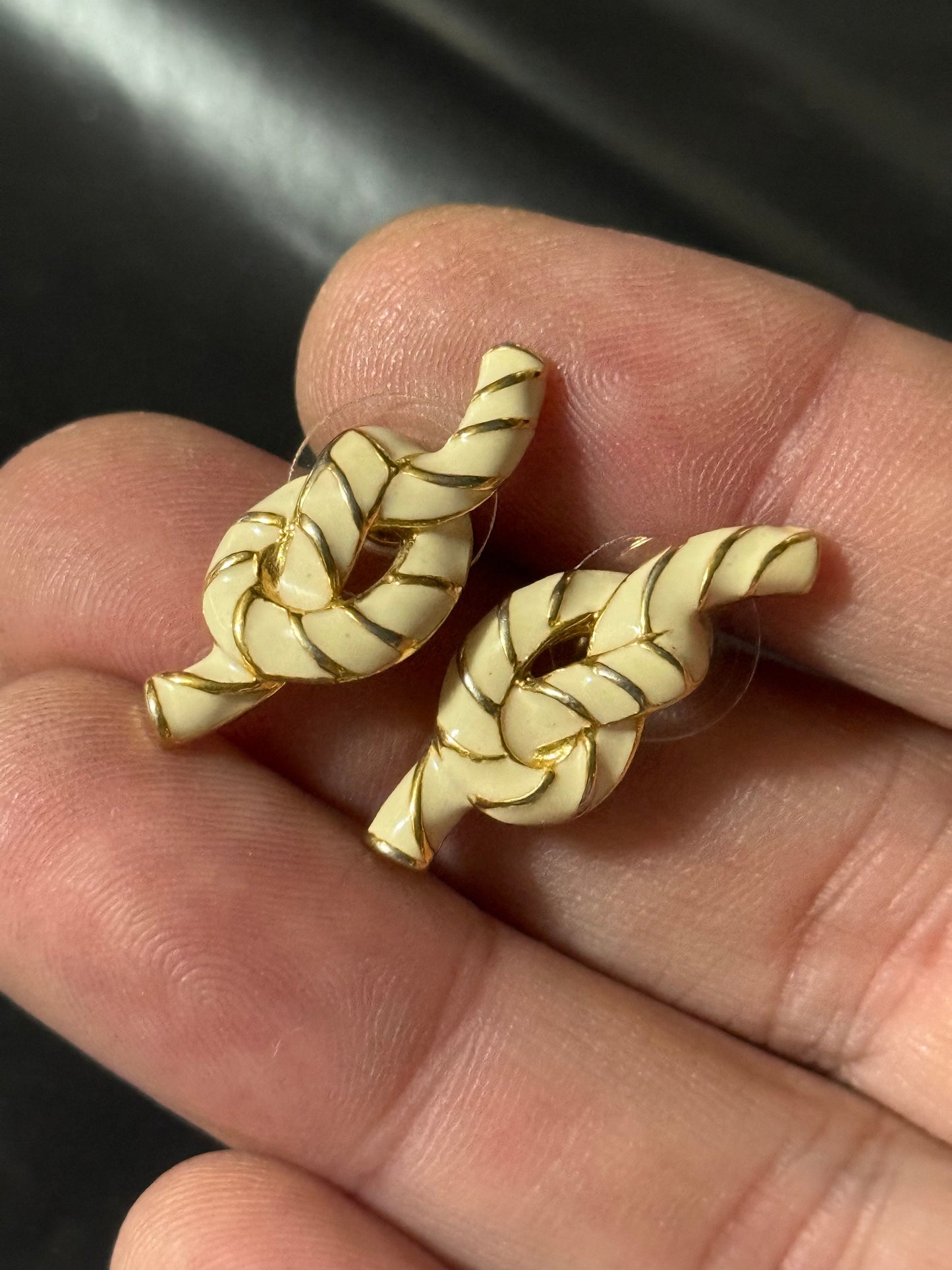 1980s nude neutral cream nautical rope knot enamel studs for pierced ears