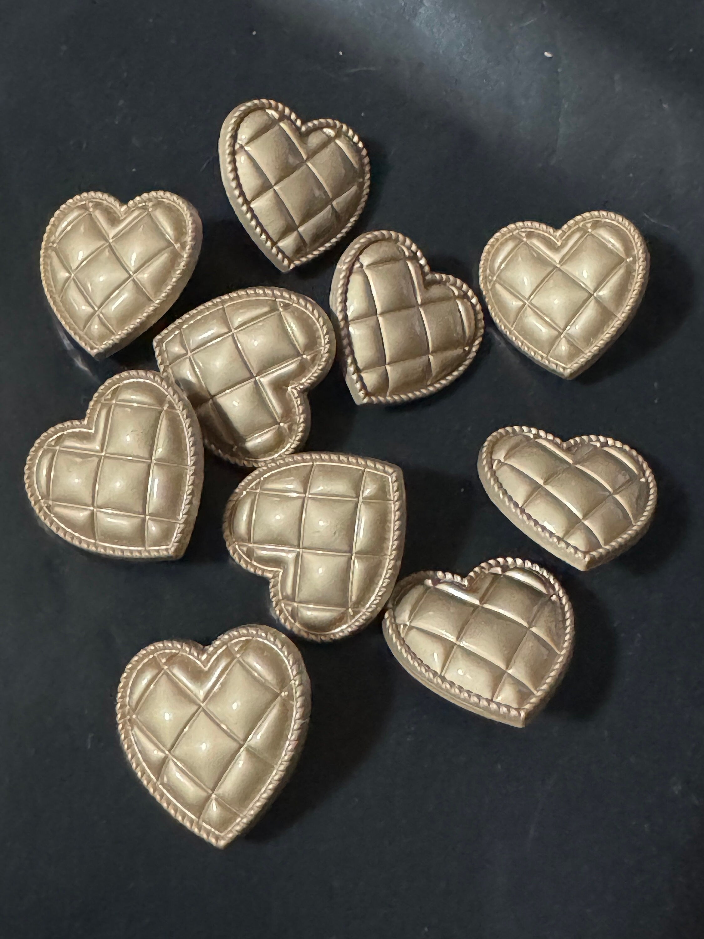 20mm Matt gold tone love heart quilted buttons with metal shank 10 pieces