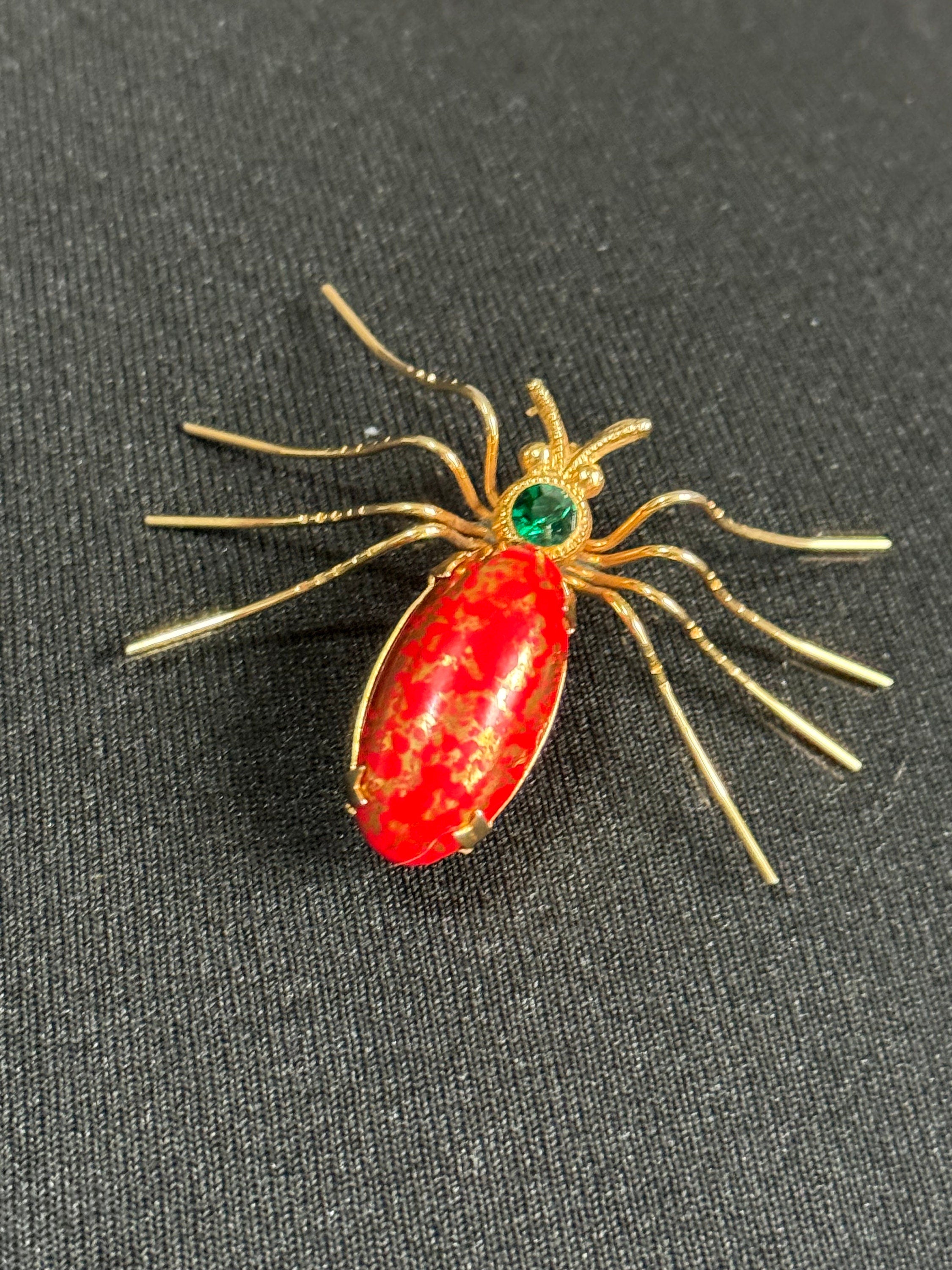 Vintage Bug spider Brooch gold Tone with large oval red gilt cabochon insect