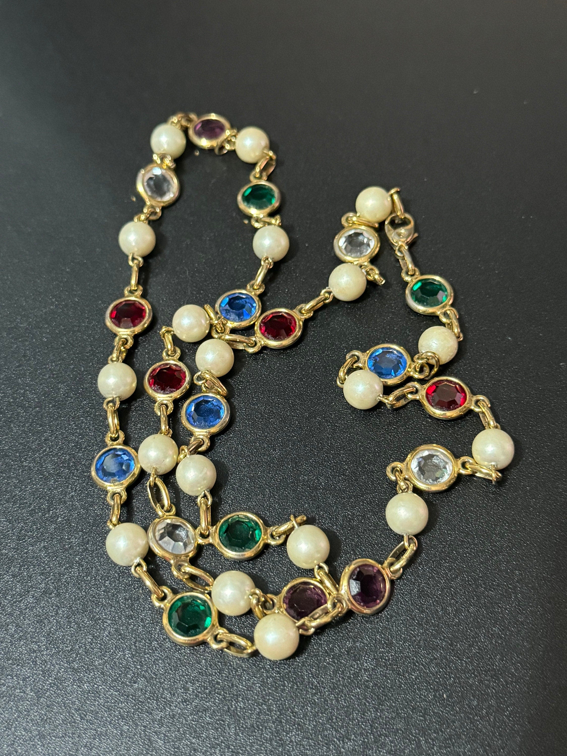 Retro Rivière bezel set blue red clear green glass faceted glass and faux glass pearl vintage gold tone chain necklace 75cm length