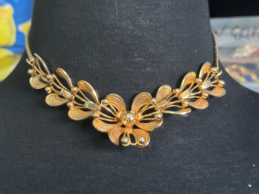 vintage Modernist gold tone raised 3d floral leaf choker necklace 36-42cm chain