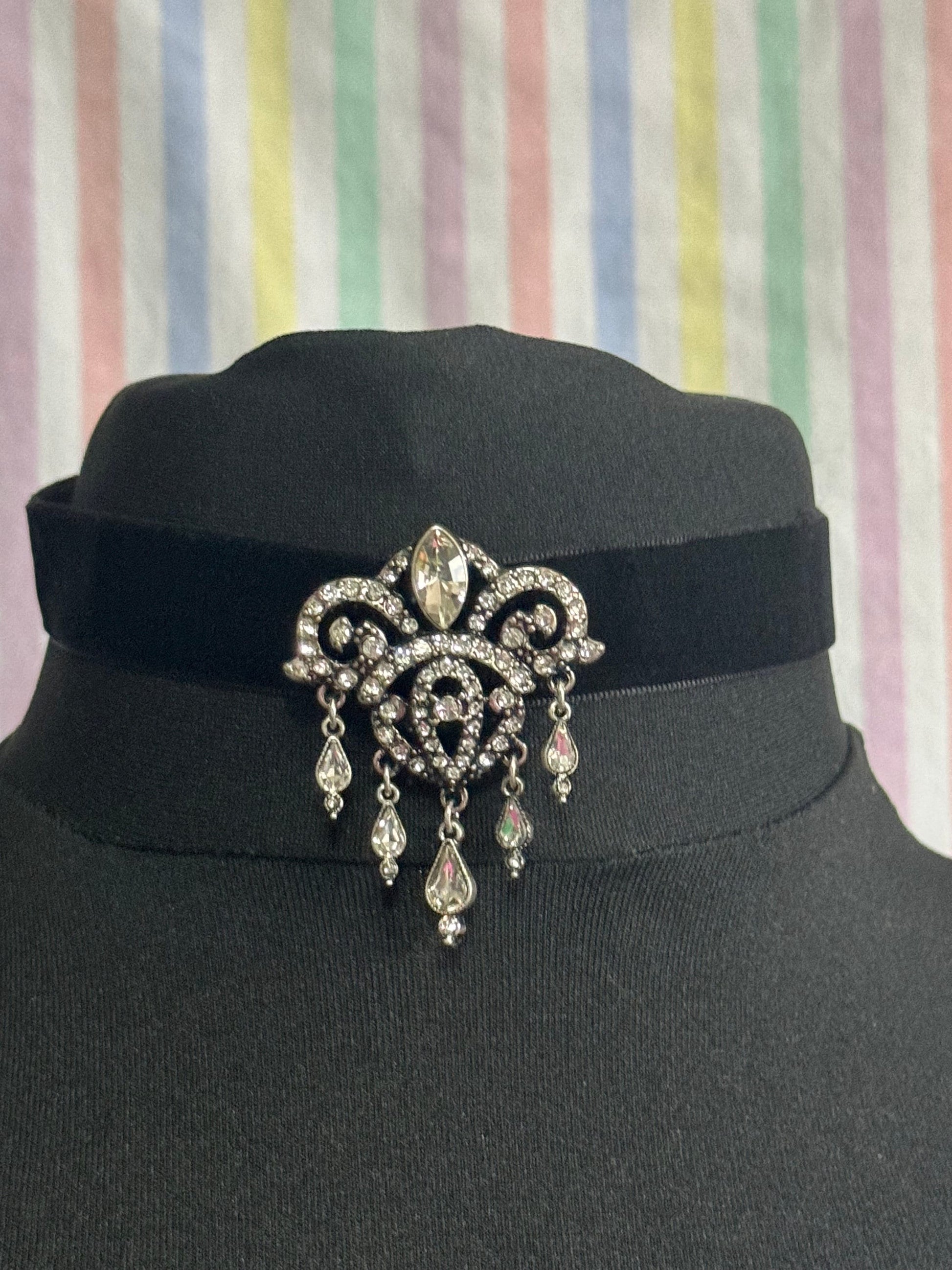 Black velvet choker necklace with clear diamanté slider retro old shop stock