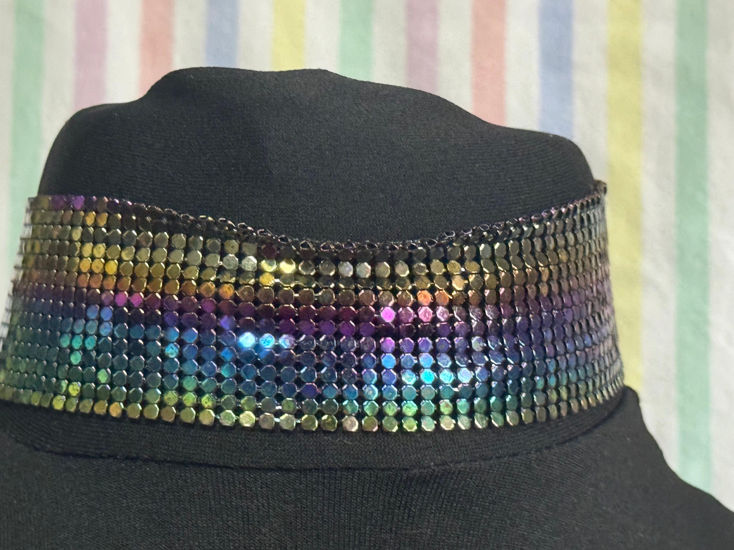 Retro rainbow shimmer metallic gloves style chainmail choker necklace to 40cm