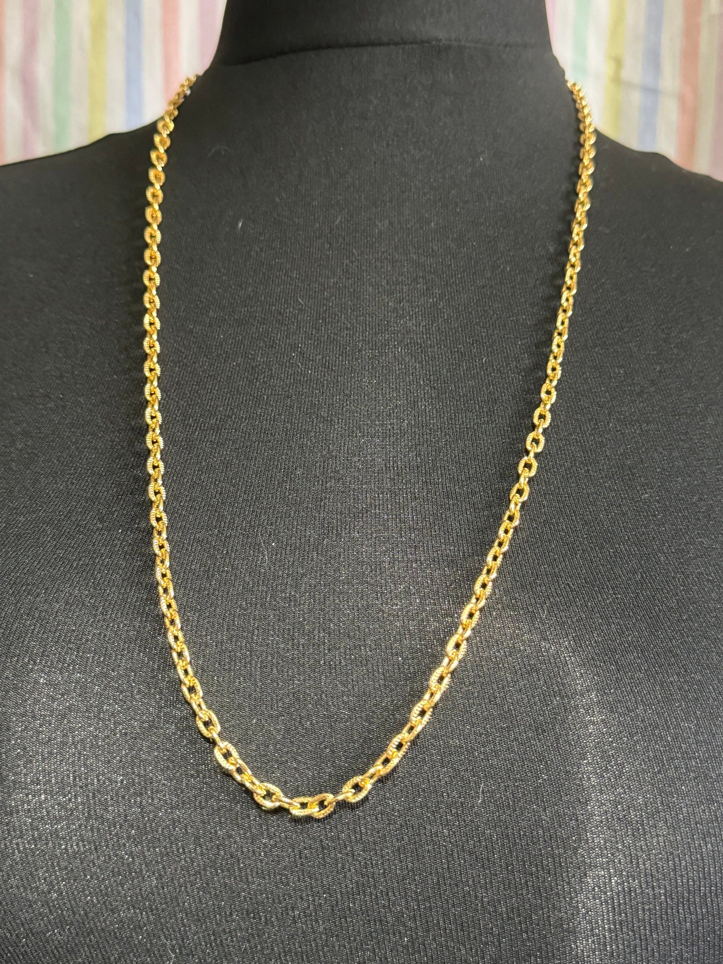 80cm long 1980s gold plated textured cable link plain chain necklace