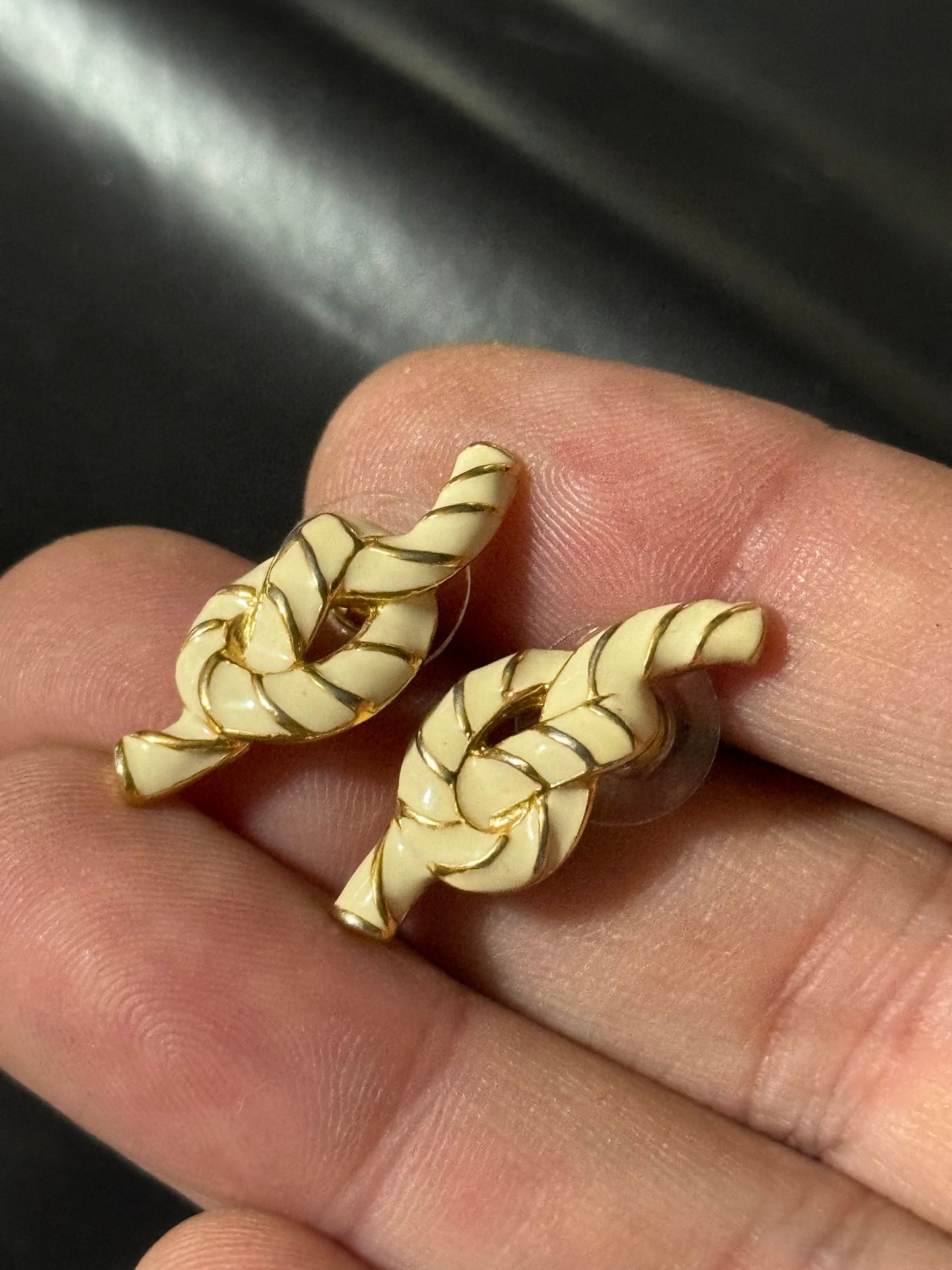 1980s nude neutral cream nautical rope knot enamel studs for pierced ears