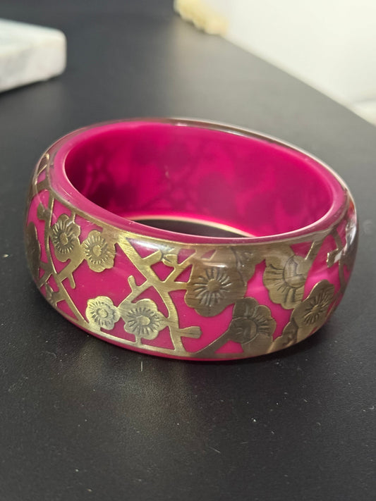 Bright Pink and gold floral vintage chunky oversized wide acrylic plastic bangle bracelet