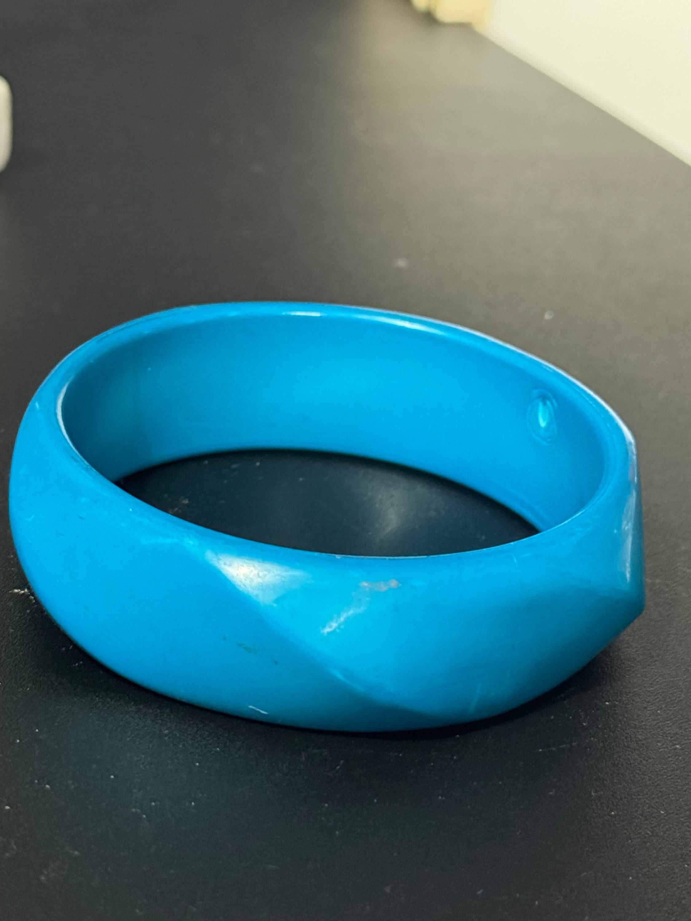 Turquoise blue vintage chunky oversized abstract wide acrylic plastic bangle bracelet